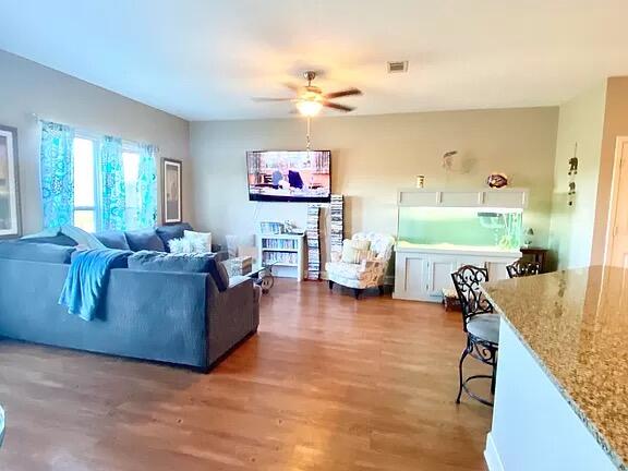 ARBOR LAKE - Residential