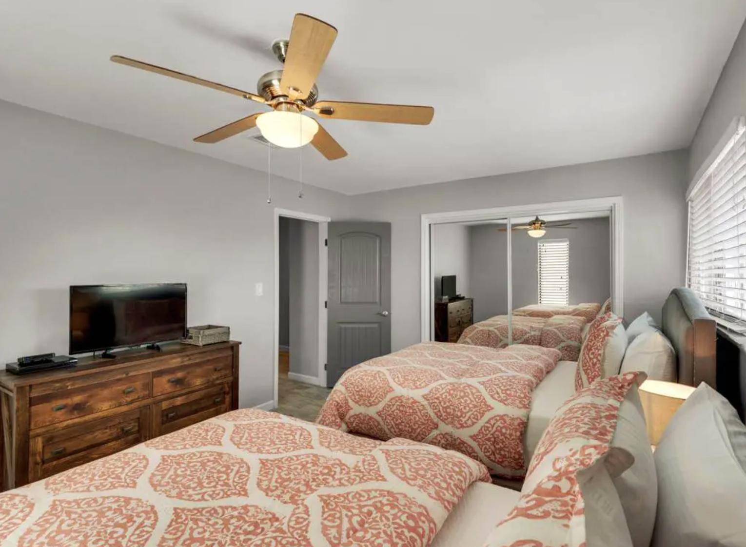 SUMMERHOUSE T/H - Residential