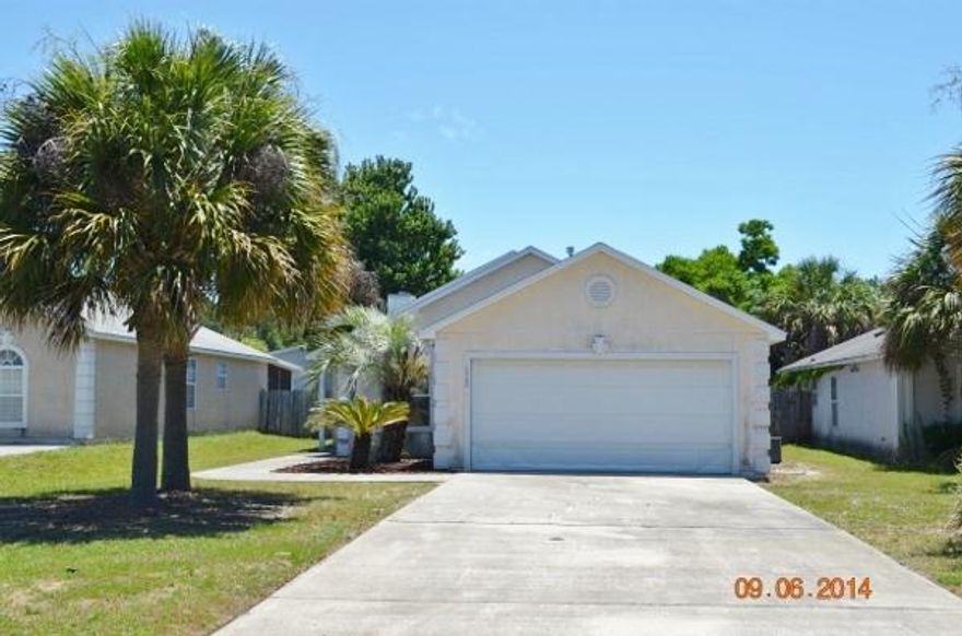 Three bedroom Two bath home located in Allison Trace Subdivision. One of the largest floors plans in this community. Home is in need of repairs. Being sold as-is. .*** This property is eligible under the Freddie Mac First Look Initiative through 07/26/2014. During the first 20 days a home is listed for sale in the MLS, only offers from owner-occupants (primary residence), second home buyers and public entities or their designated partners will be considered. Offers from investor purchasers will not be considered until after the initial 20 days of the listing.