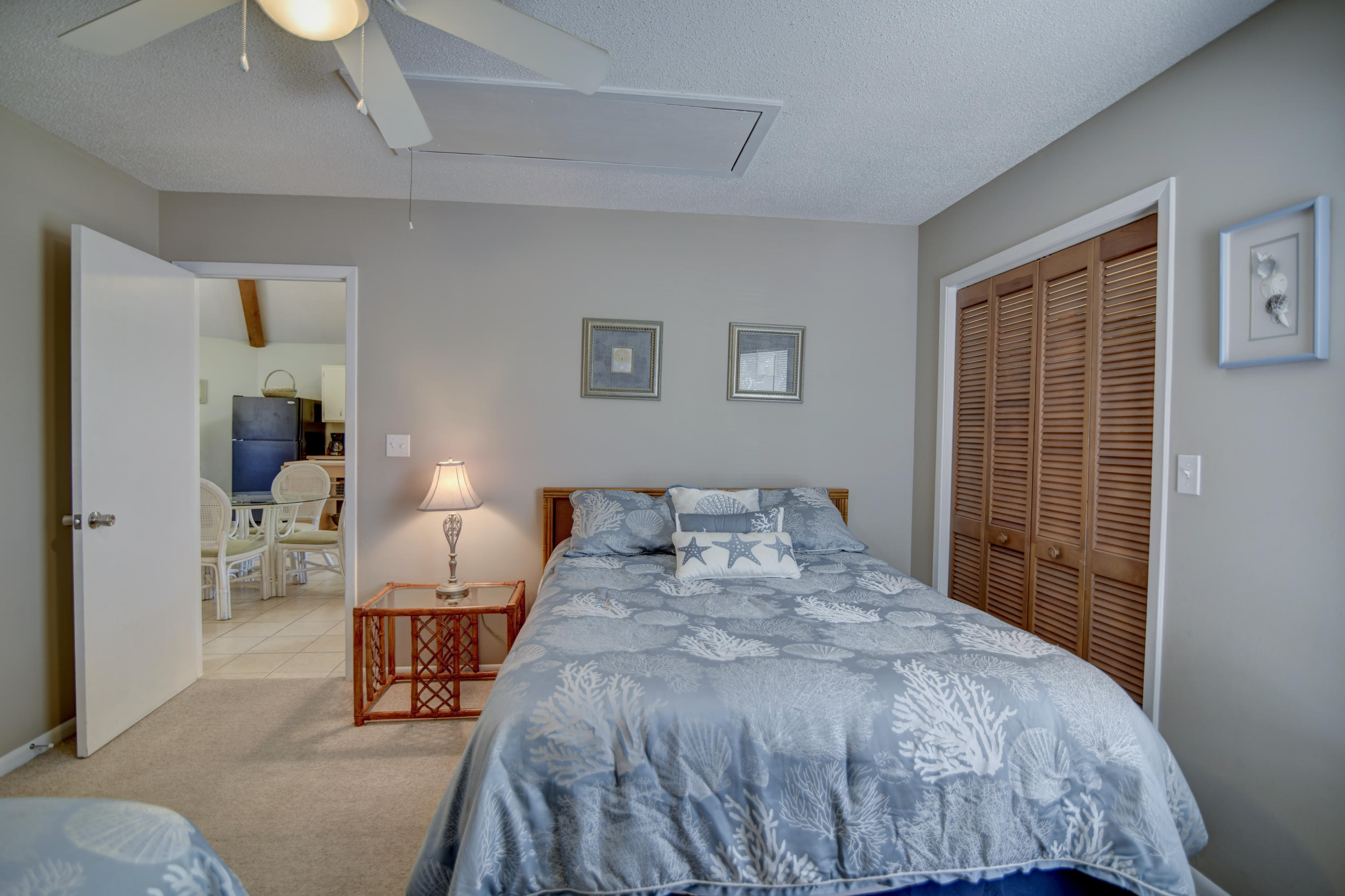 RIVIERA BEACH - Residential