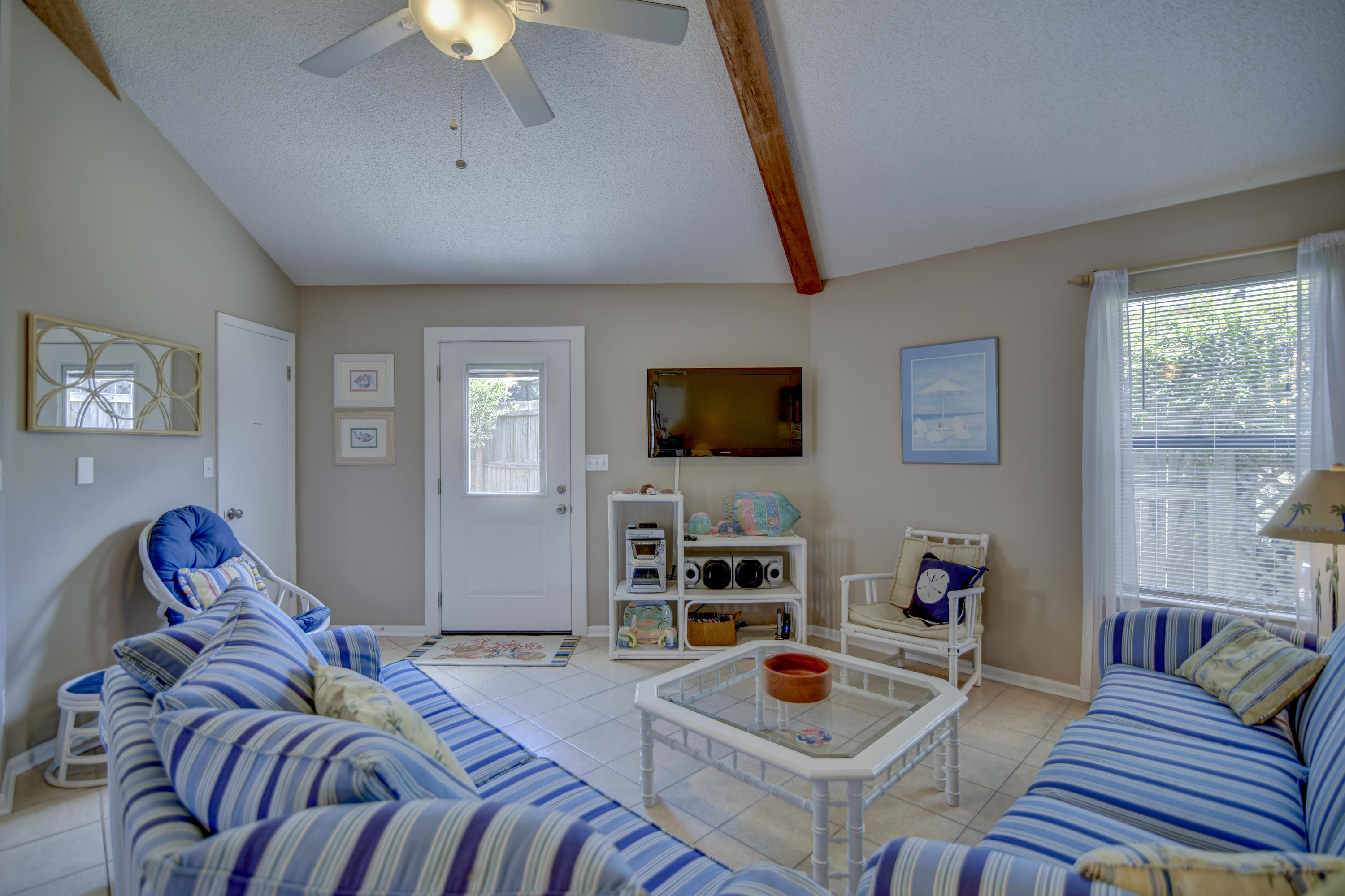 RIVIERA BEACH - Residential