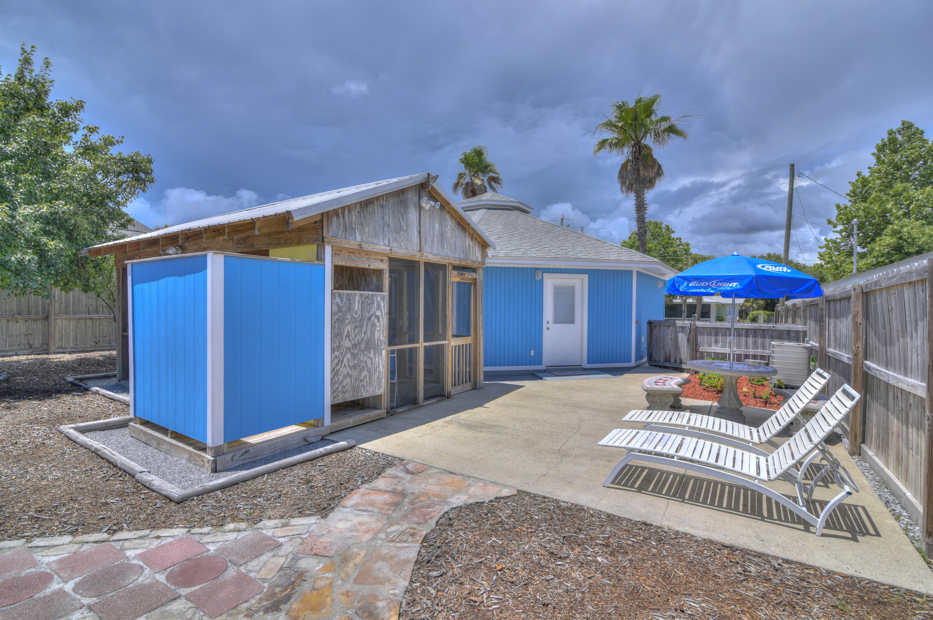 RIVIERA BEACH - Residential