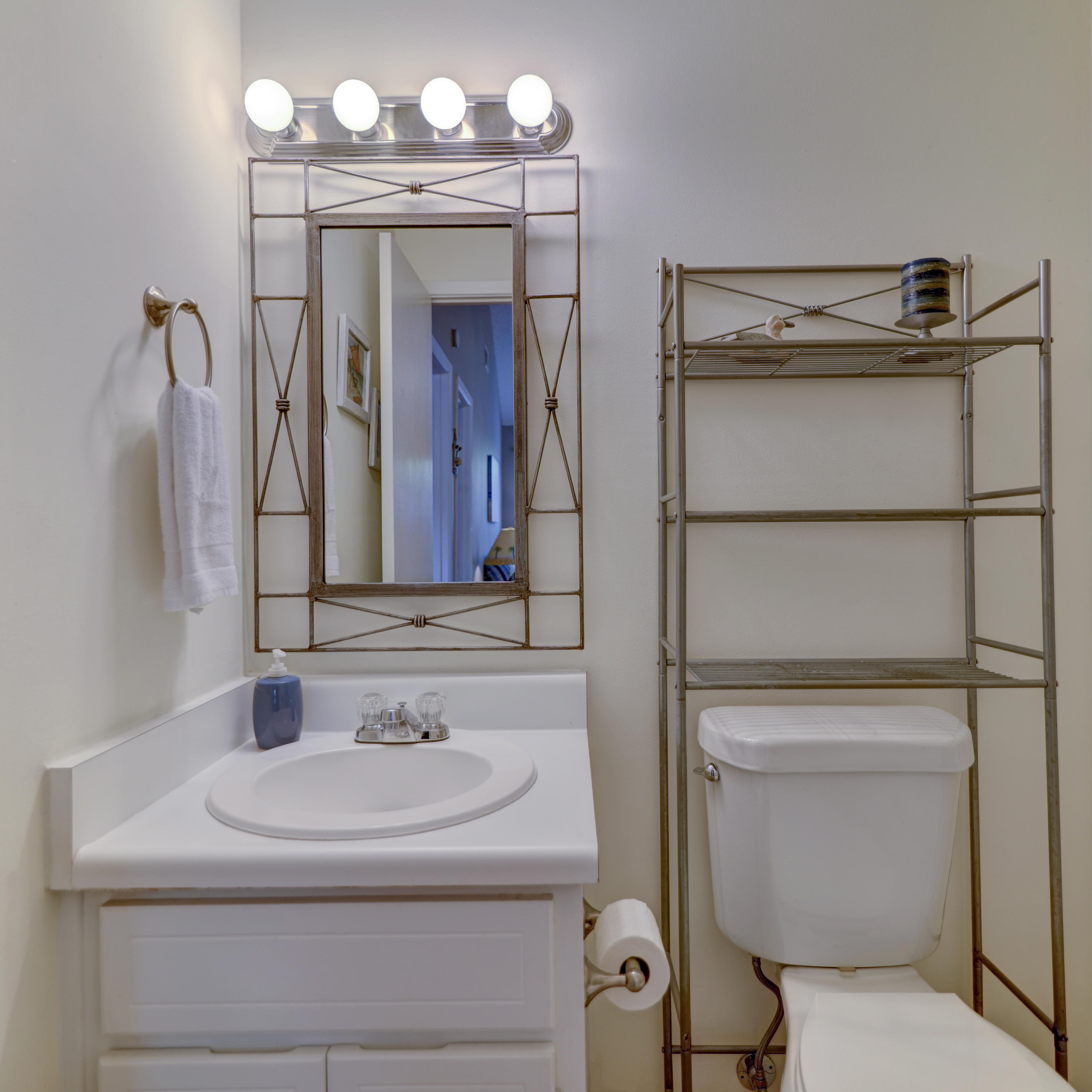 RIVIERA BEACH - Residential