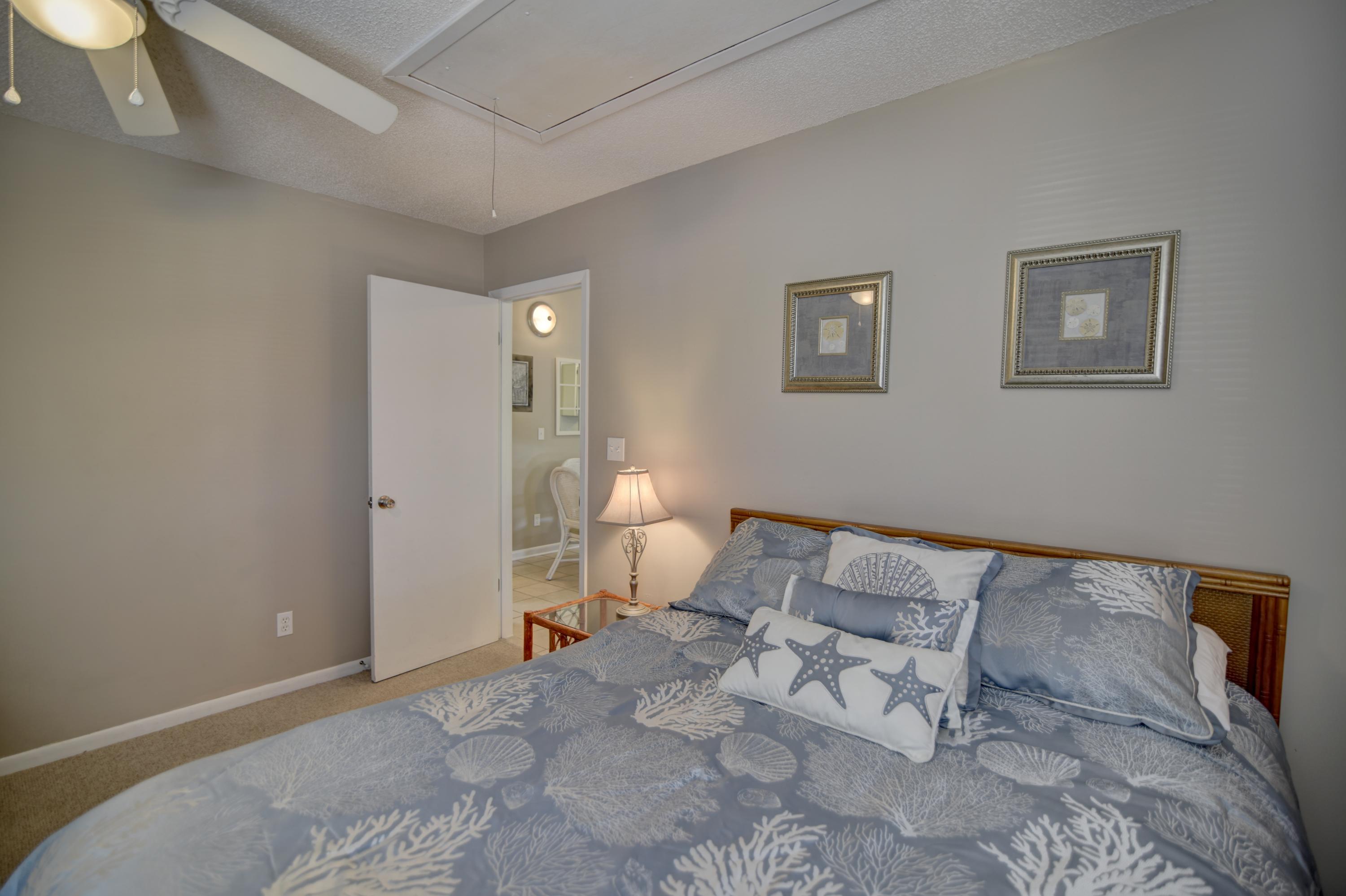 RIVIERA BEACH - Residential