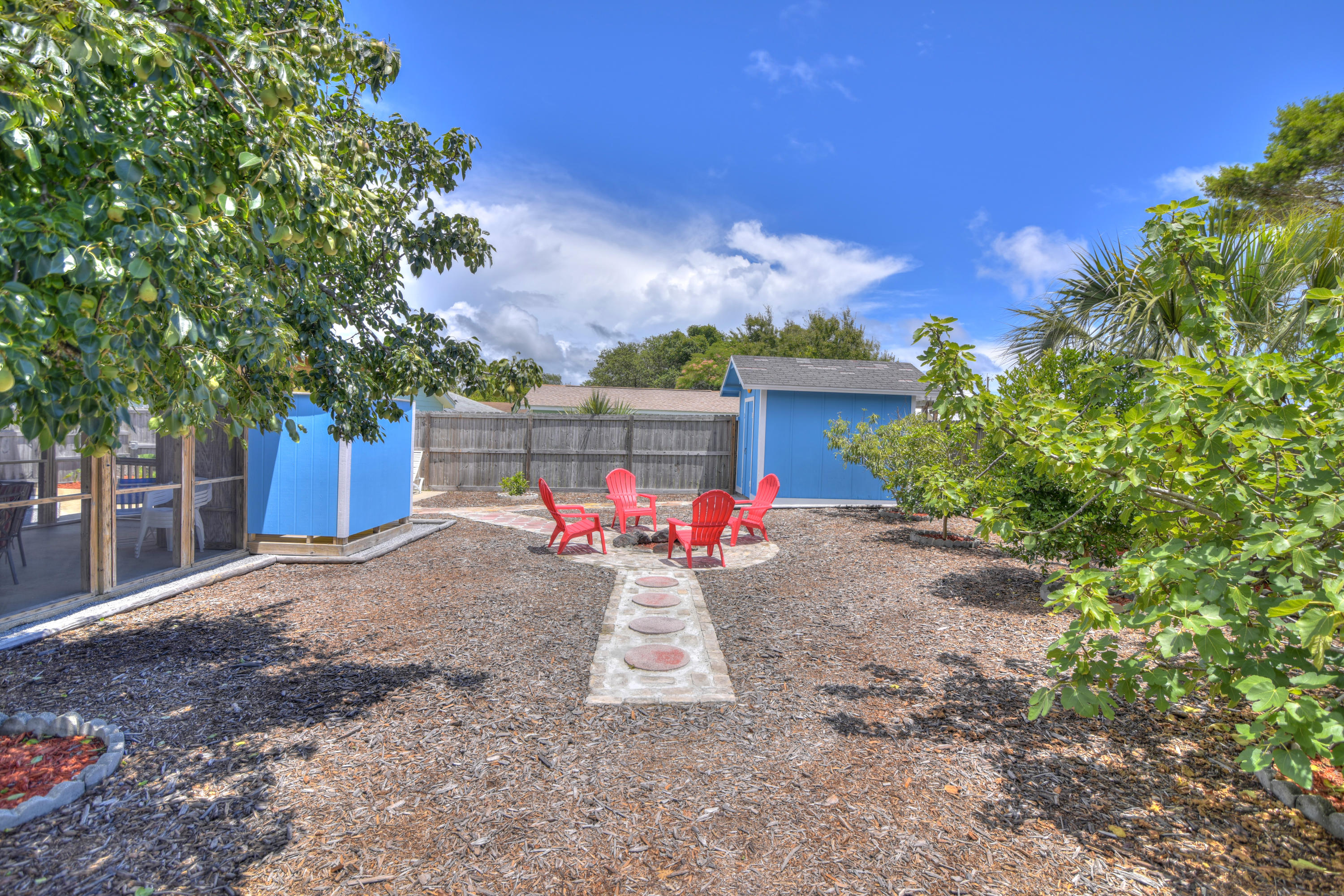 RIVIERA BEACH - Residential