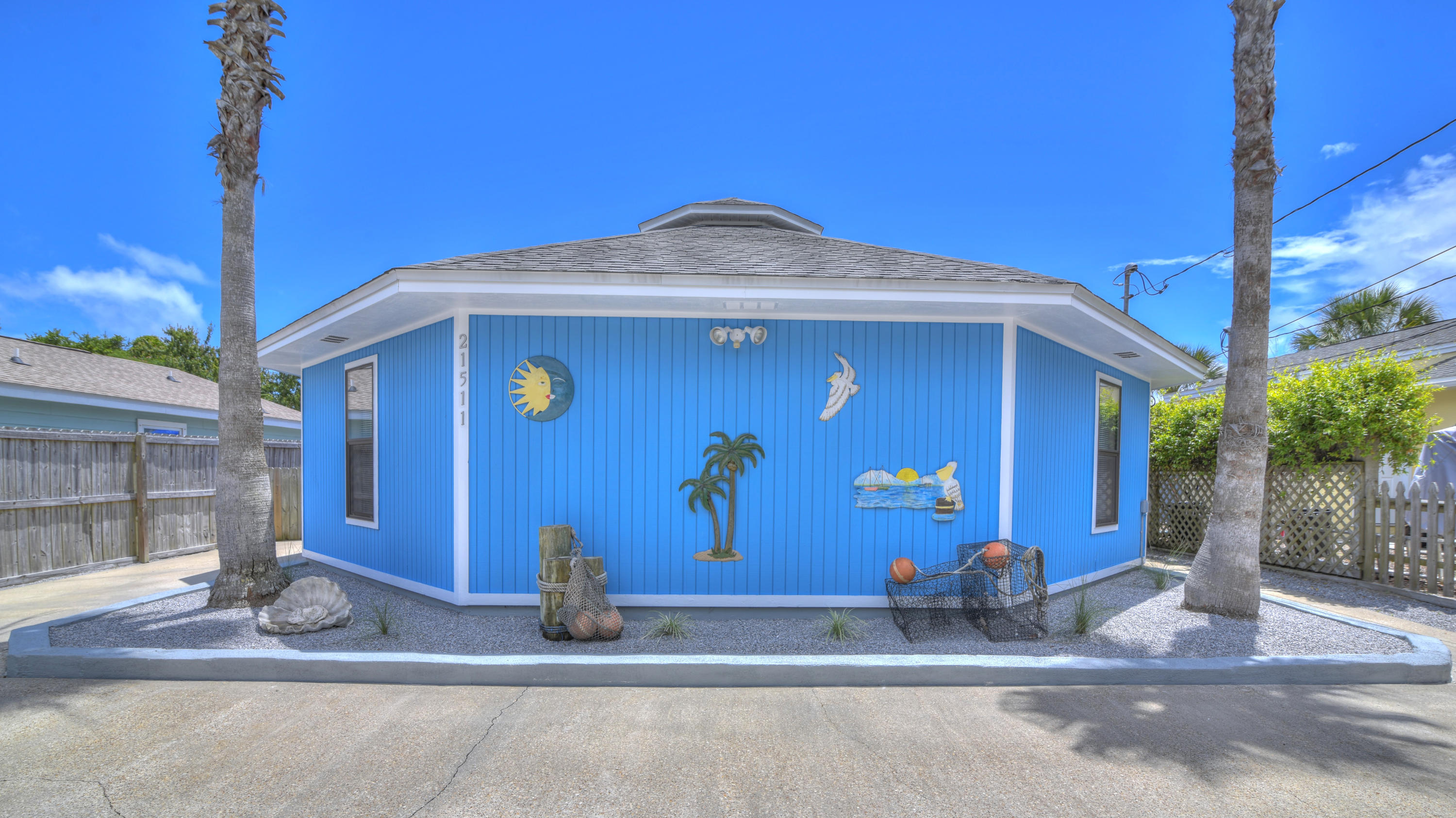 RIVIERA BEACH - Residential