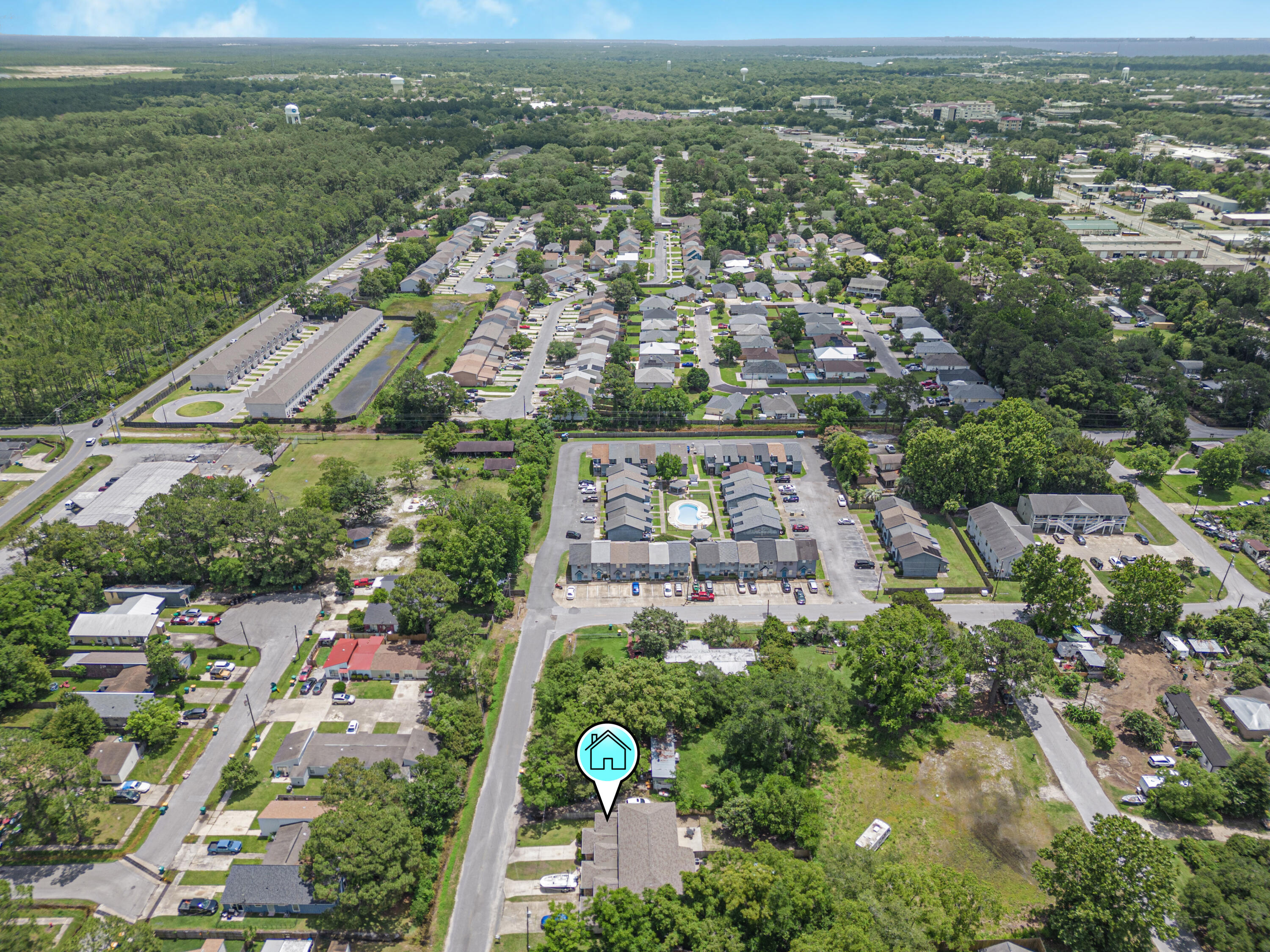 ALI-JO MANOR - Residential