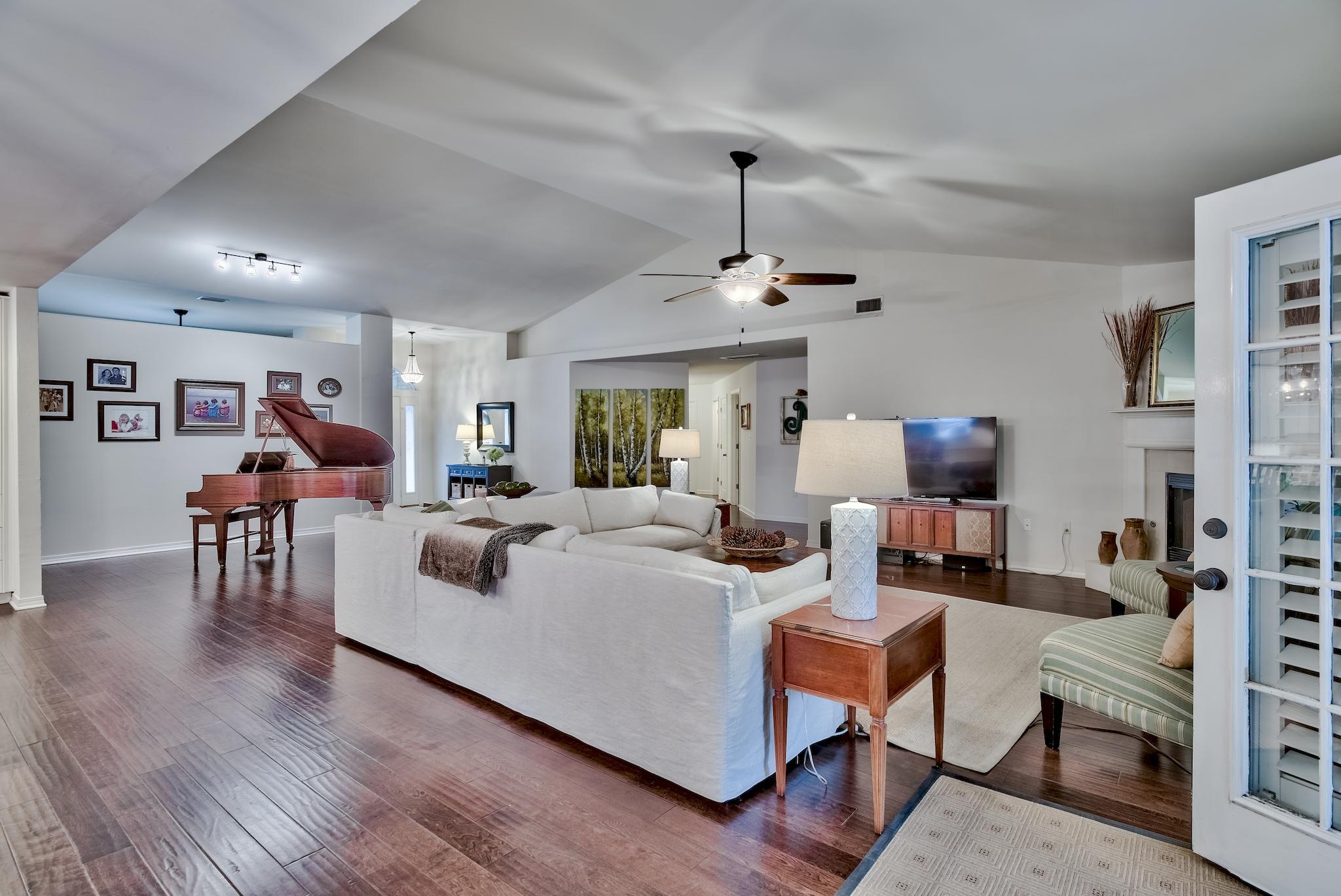 EAGLES LANDING S/D - Residential