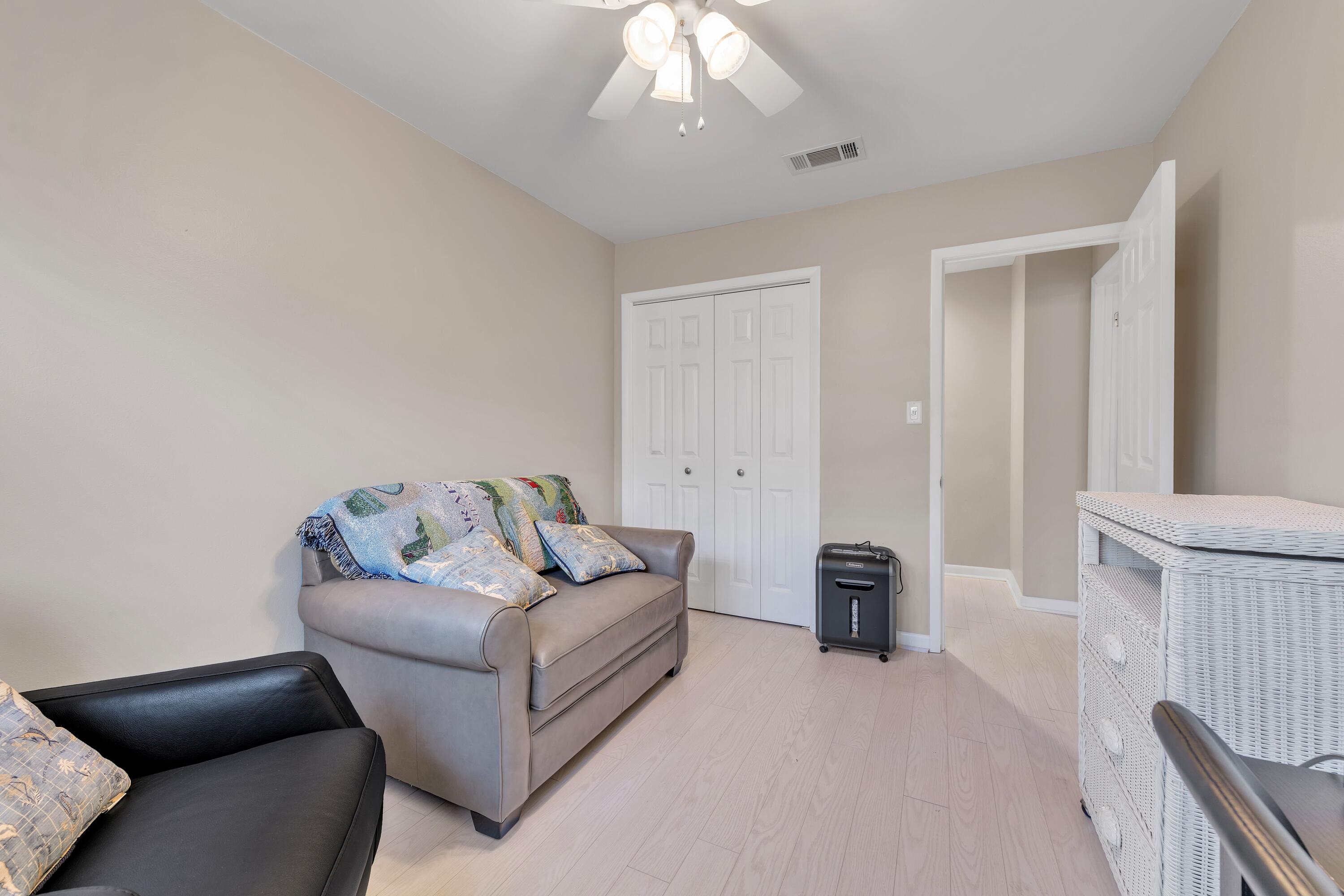 CRYSTAL COVE - Residential