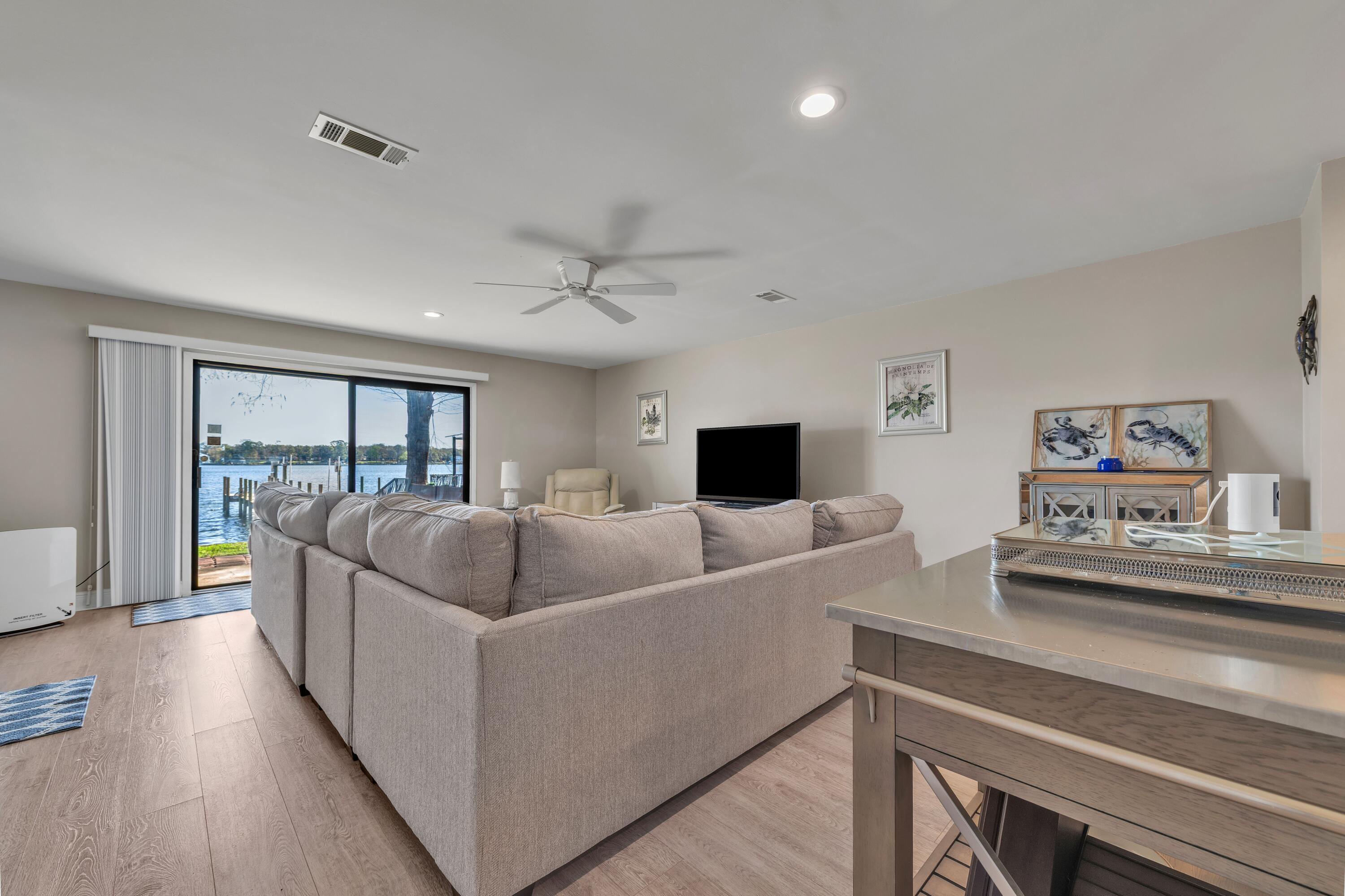 CRYSTAL COVE - Residential