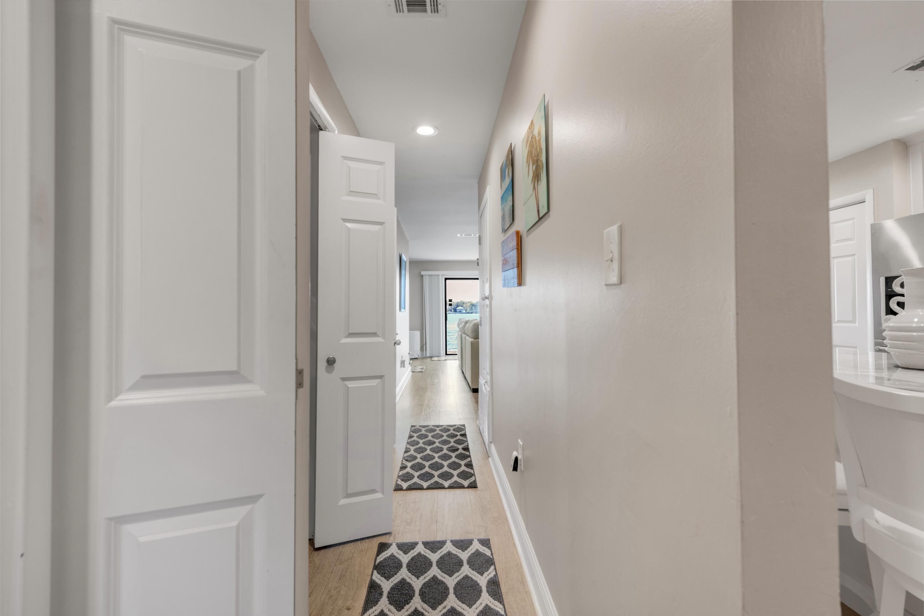 CRYSTAL COVE - Residential