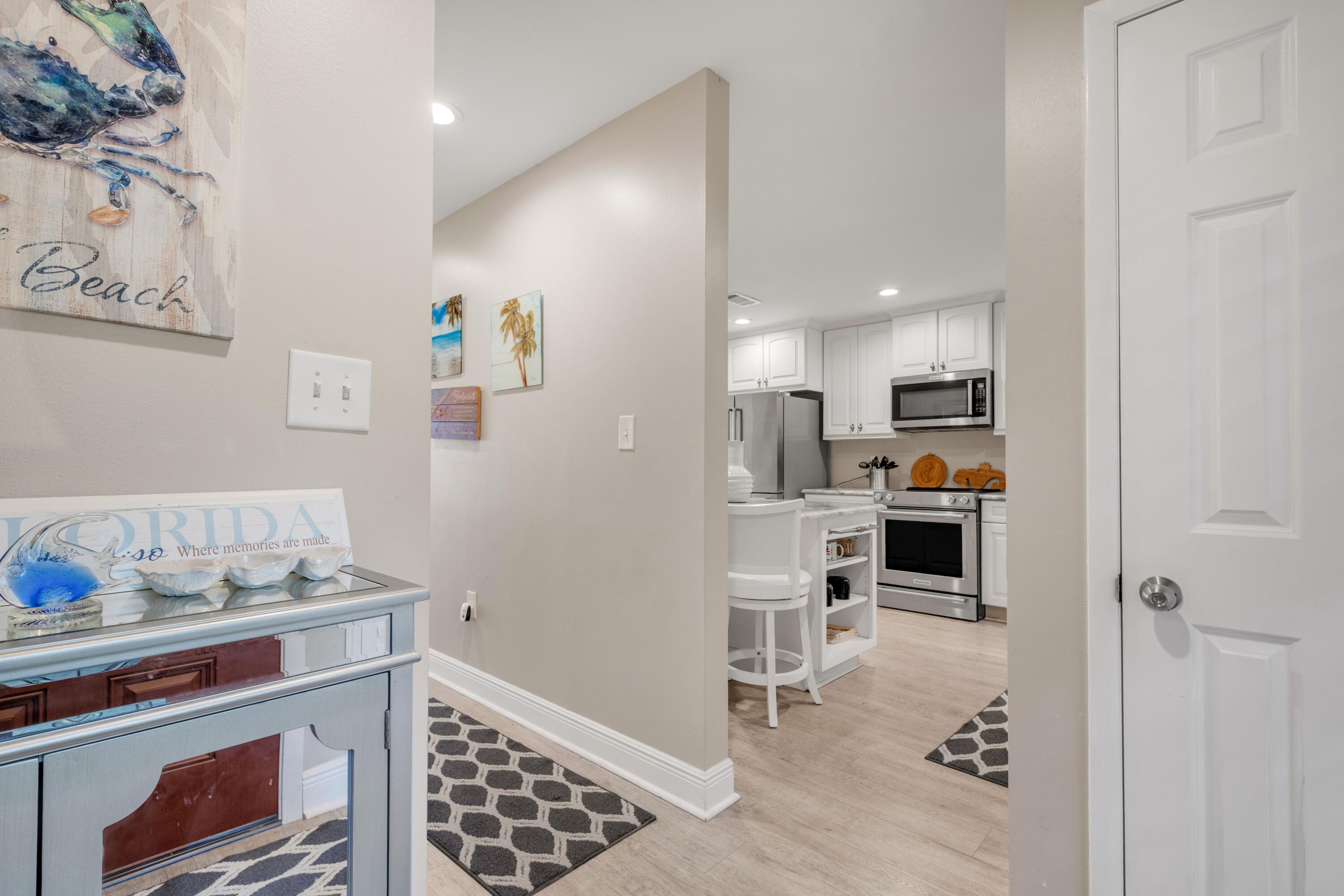 CRYSTAL COVE - Residential