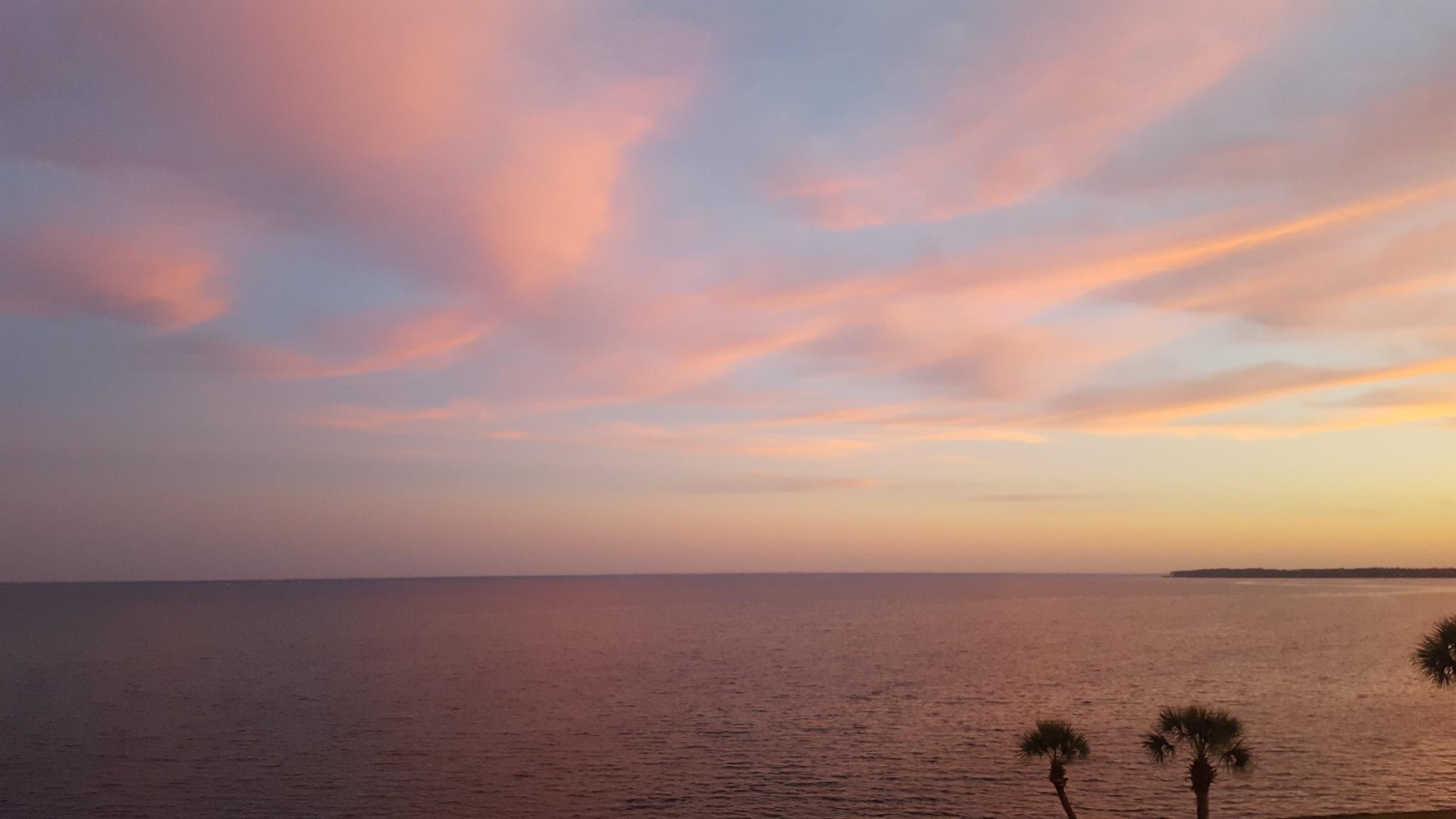 PLAYERS CLUB ON THE BAY THE - Residential