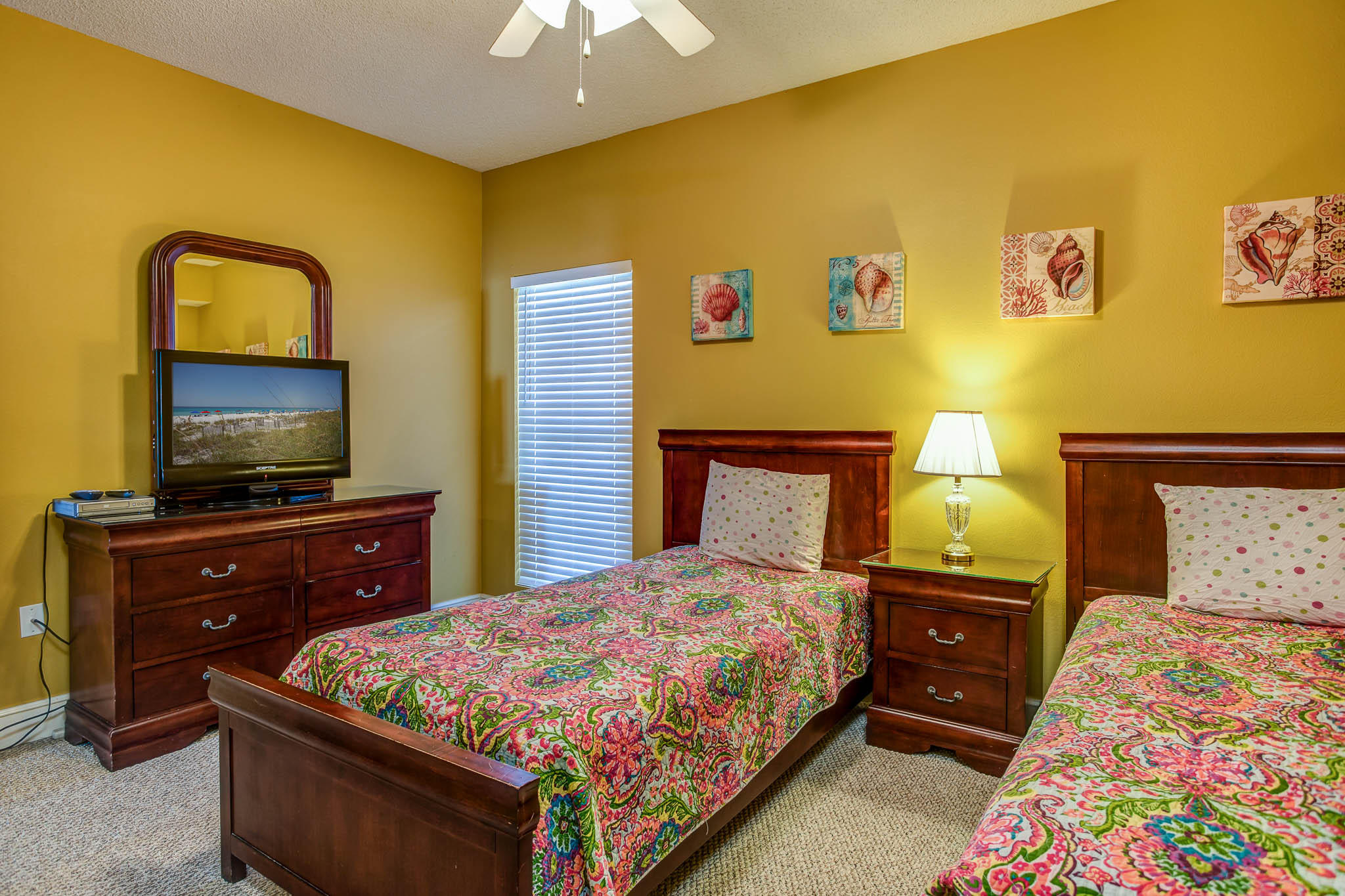 MAJESTIC BEACH TOWERS I - Residential