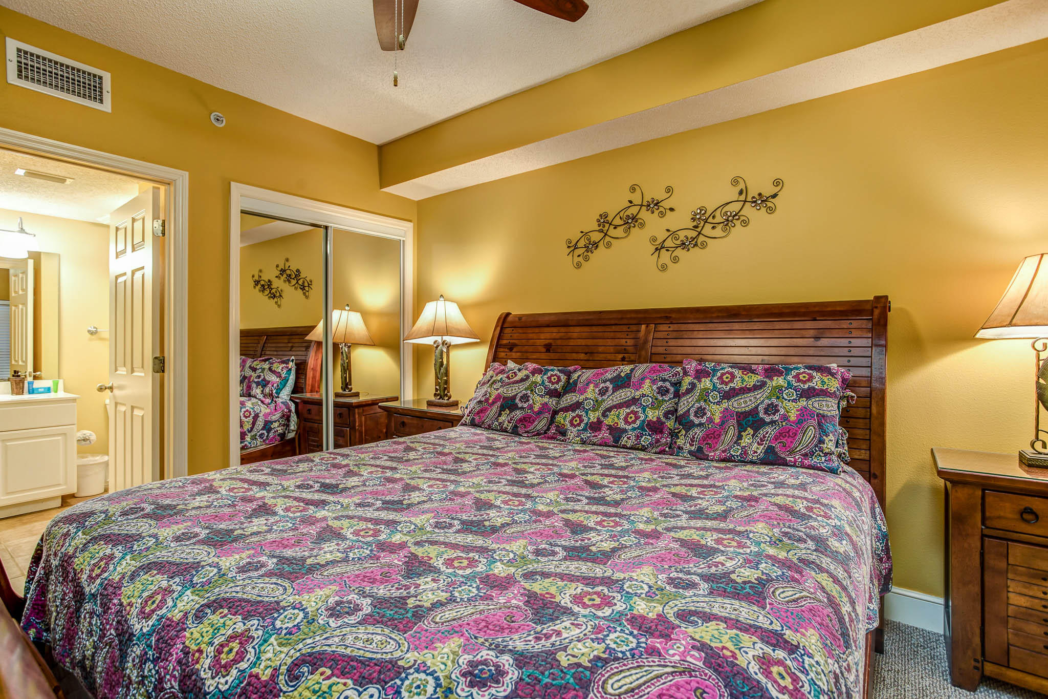 MAJESTIC BEACH TOWERS I - Residential