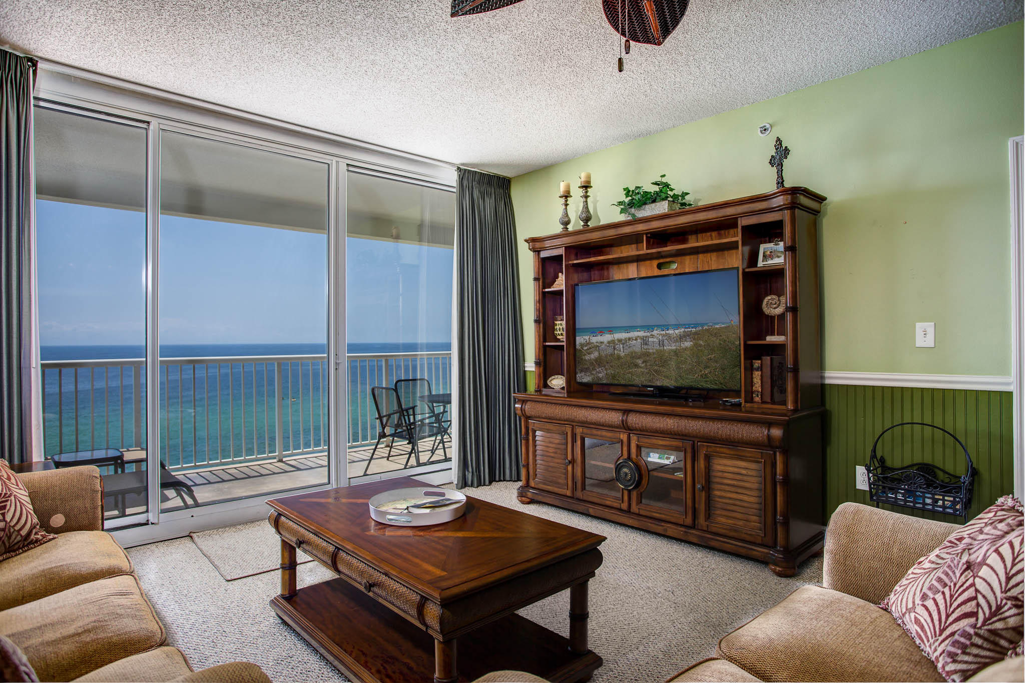 MAJESTIC BEACH TOWERS I - Residential