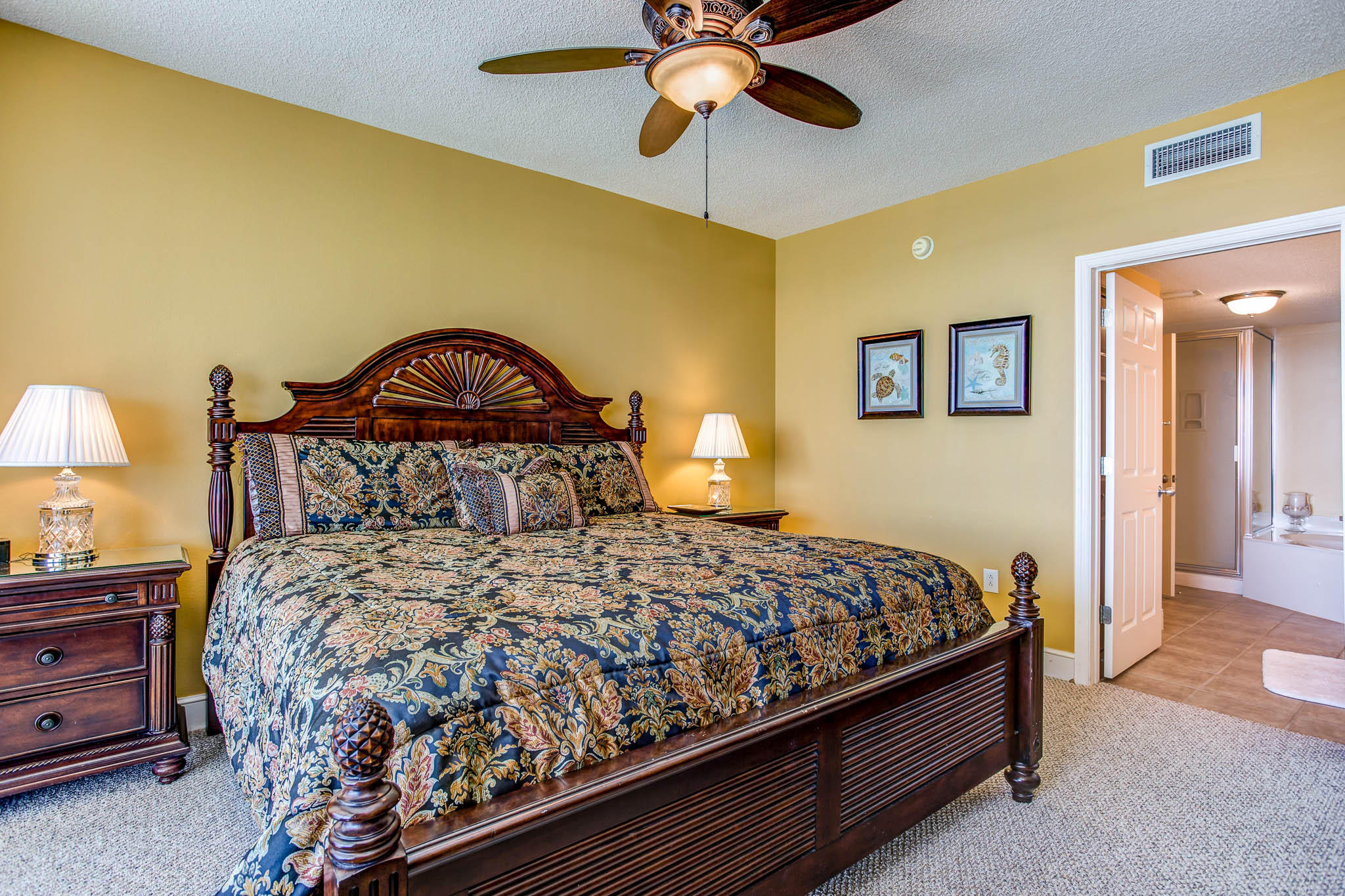 MAJESTIC BEACH TOWERS I - Residential