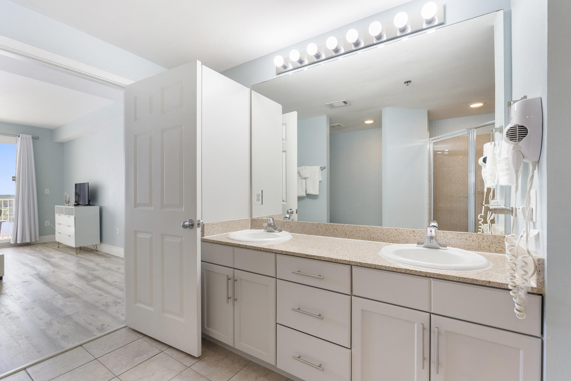 Laketown Wharf Phase II - Residential