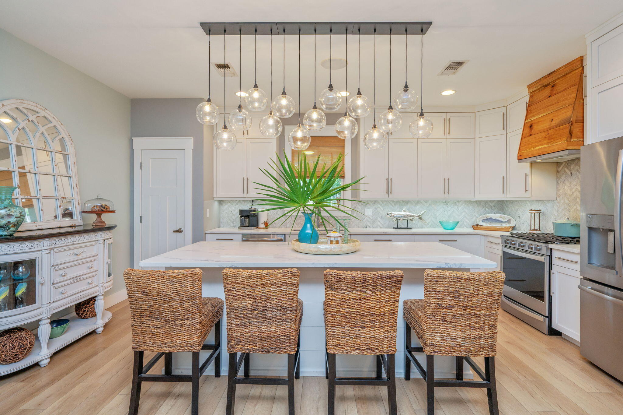 LIDO VILLAGE - Residential