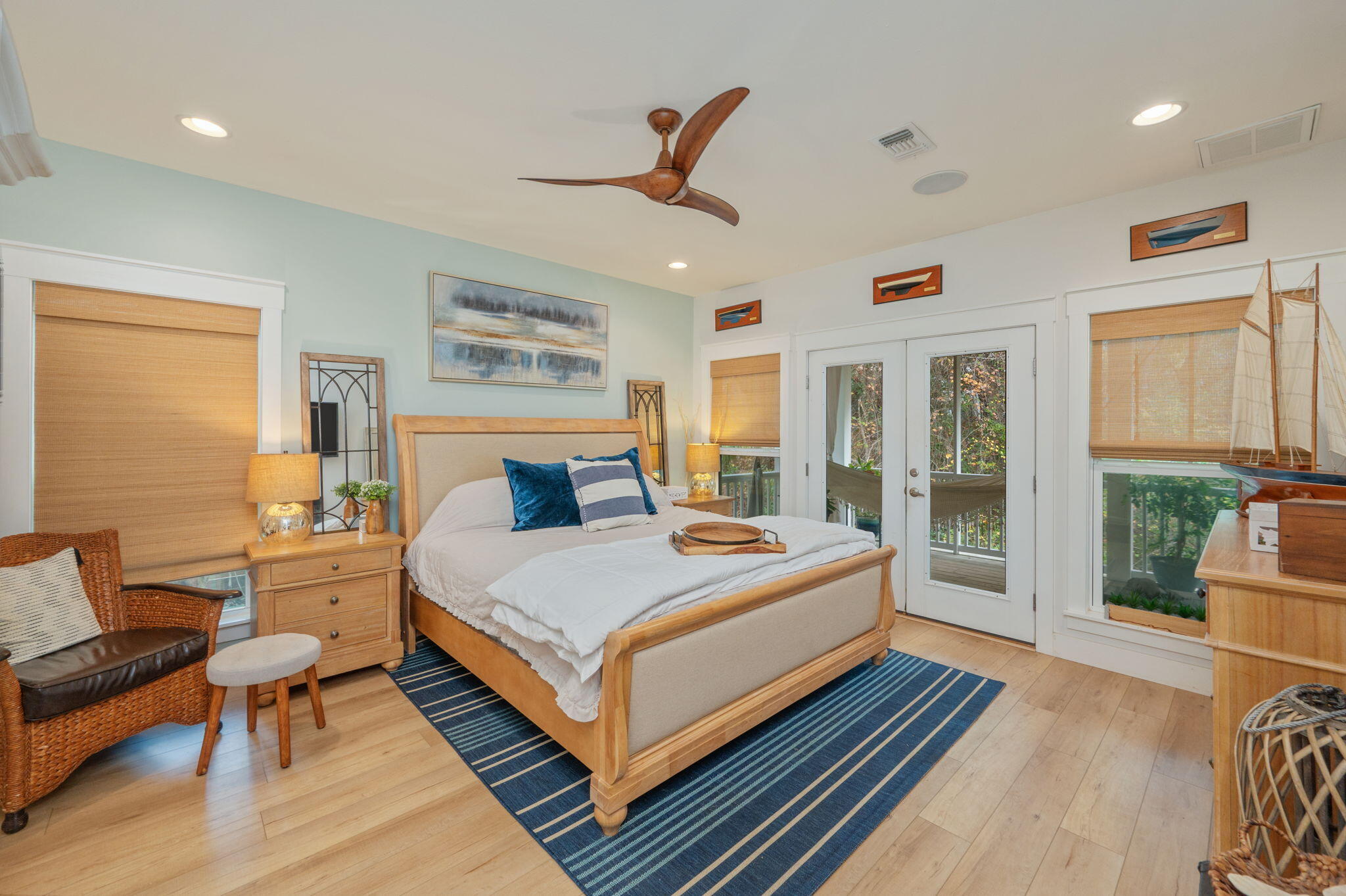 LIDO VILLAGE - Residential