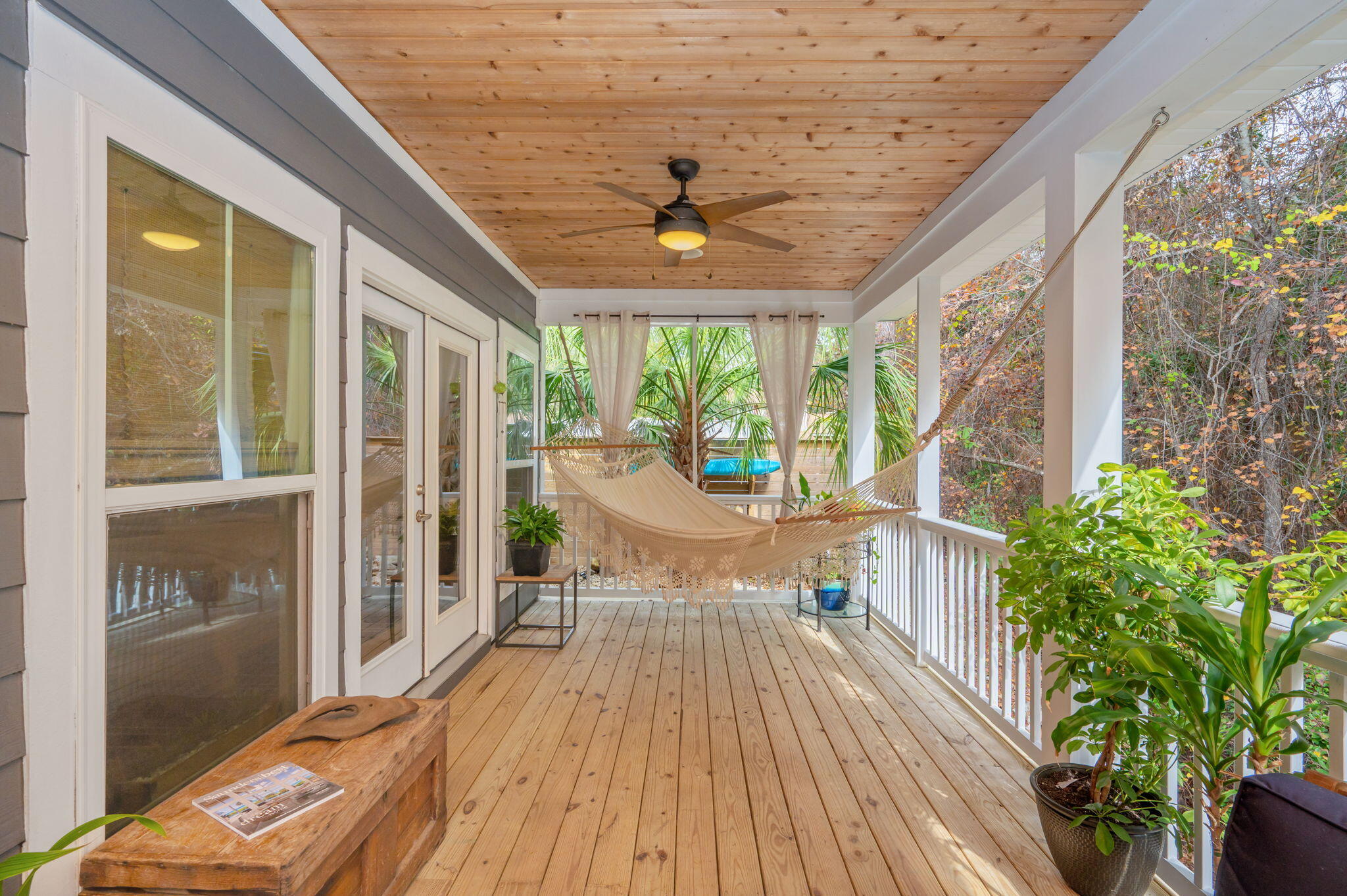 LIDO VILLAGE - Residential