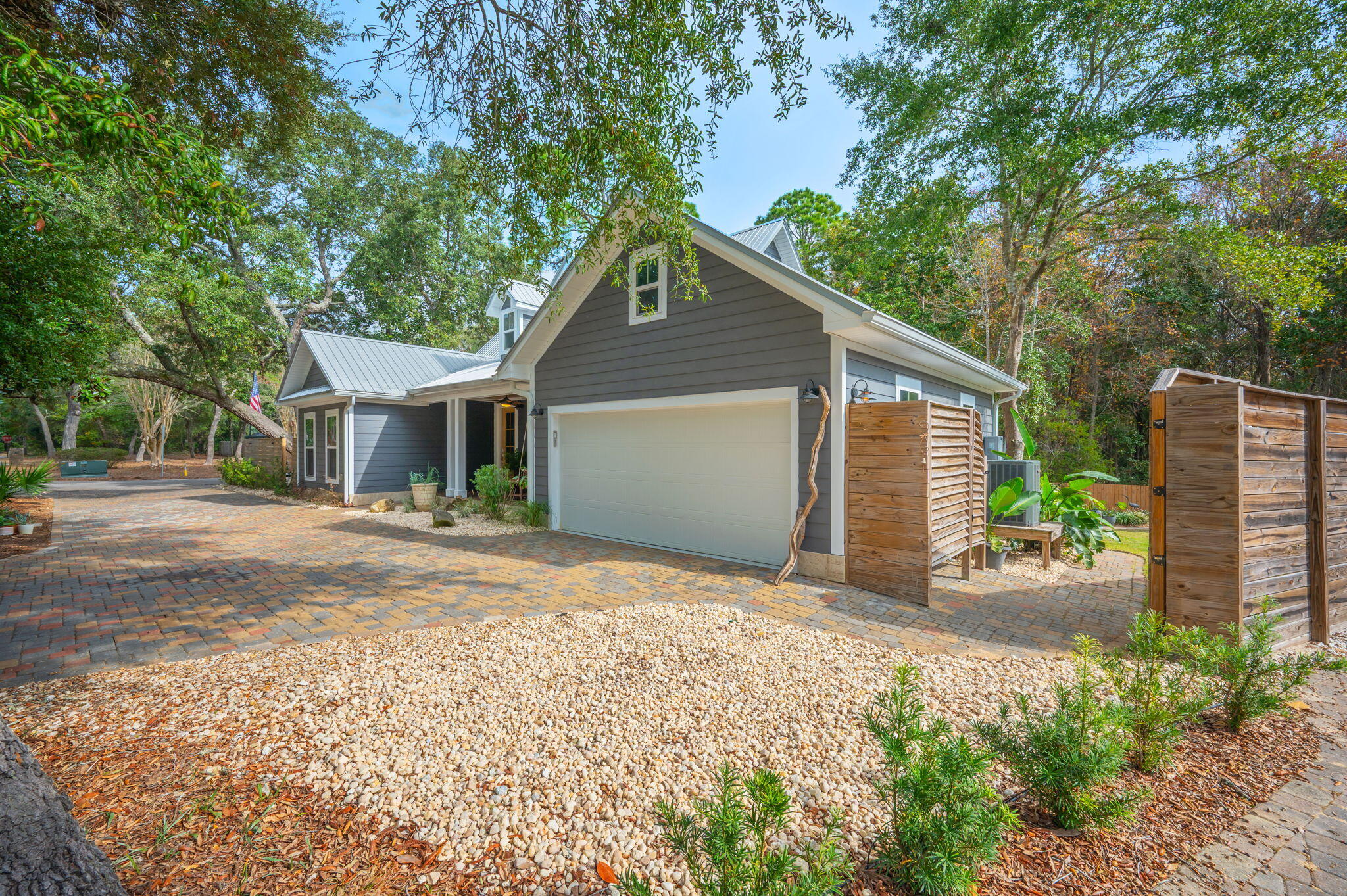 LIDO VILLAGE - Residential