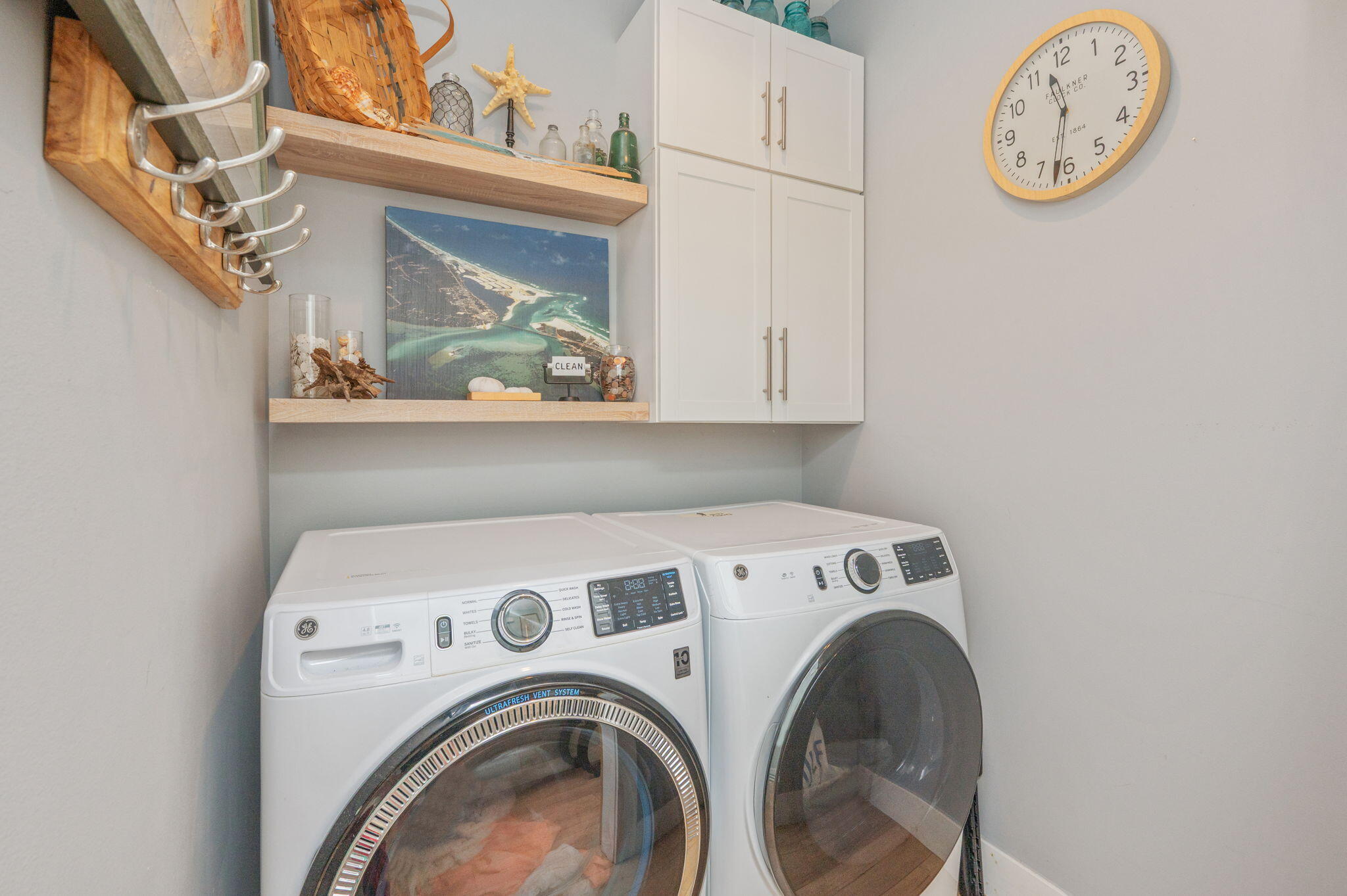 LIDO VILLAGE - Residential