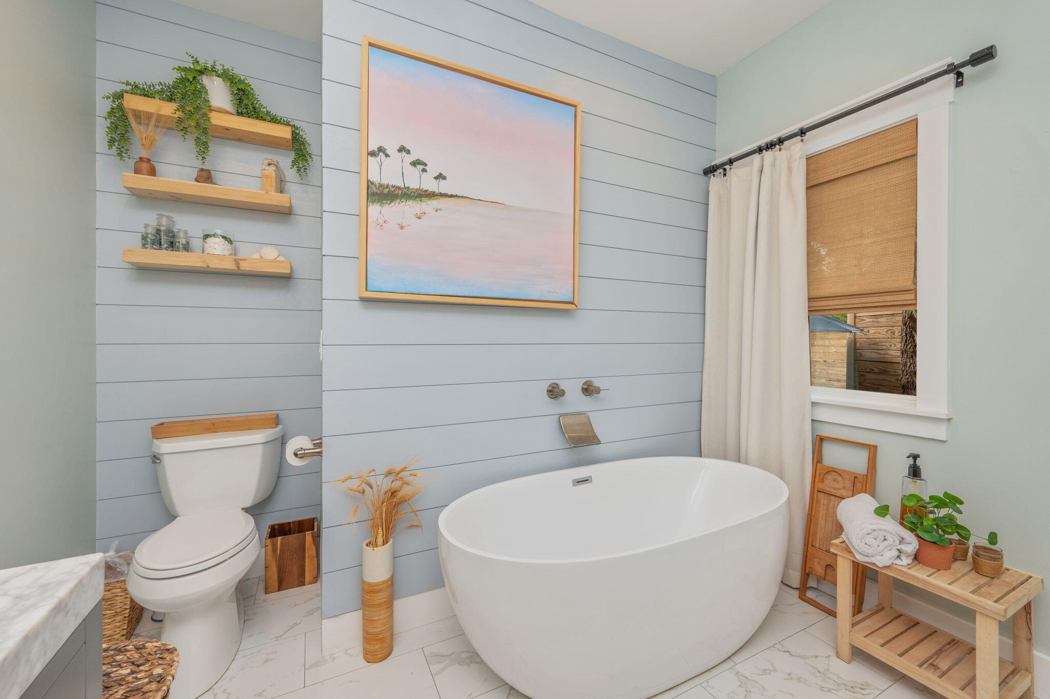 LIDO VILLAGE - Residential