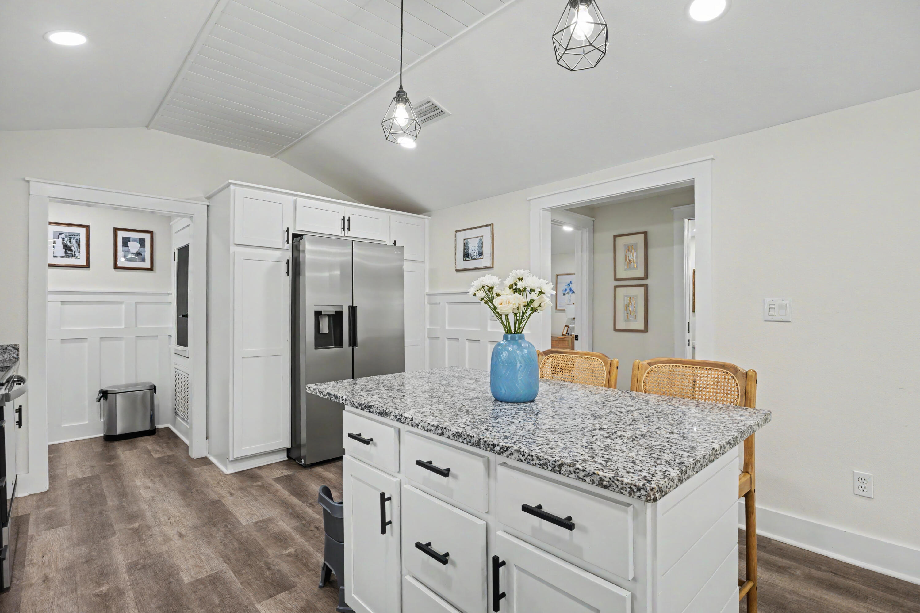 CRESTVIEW - Residential