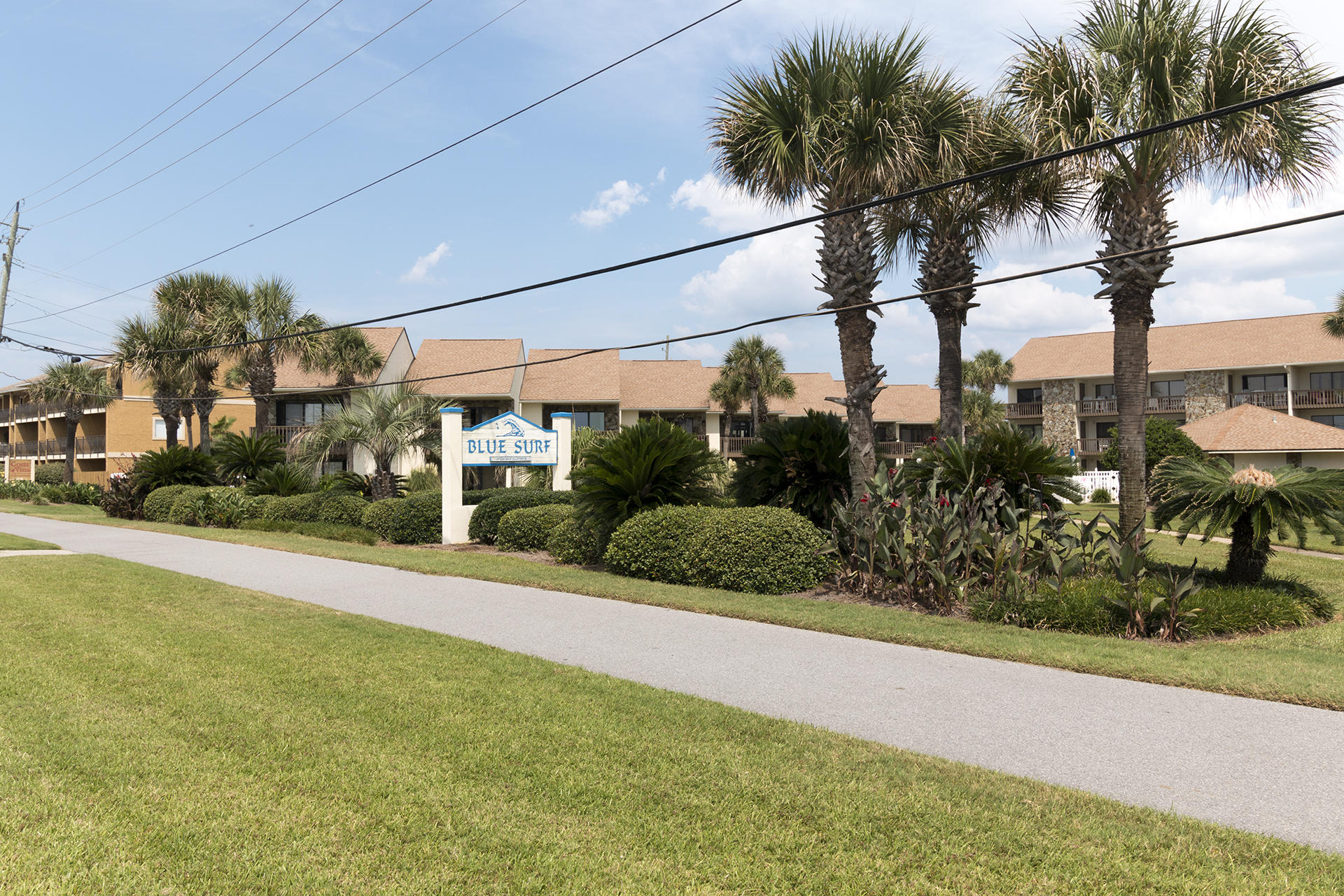 BLUE SURF T/H - Residential