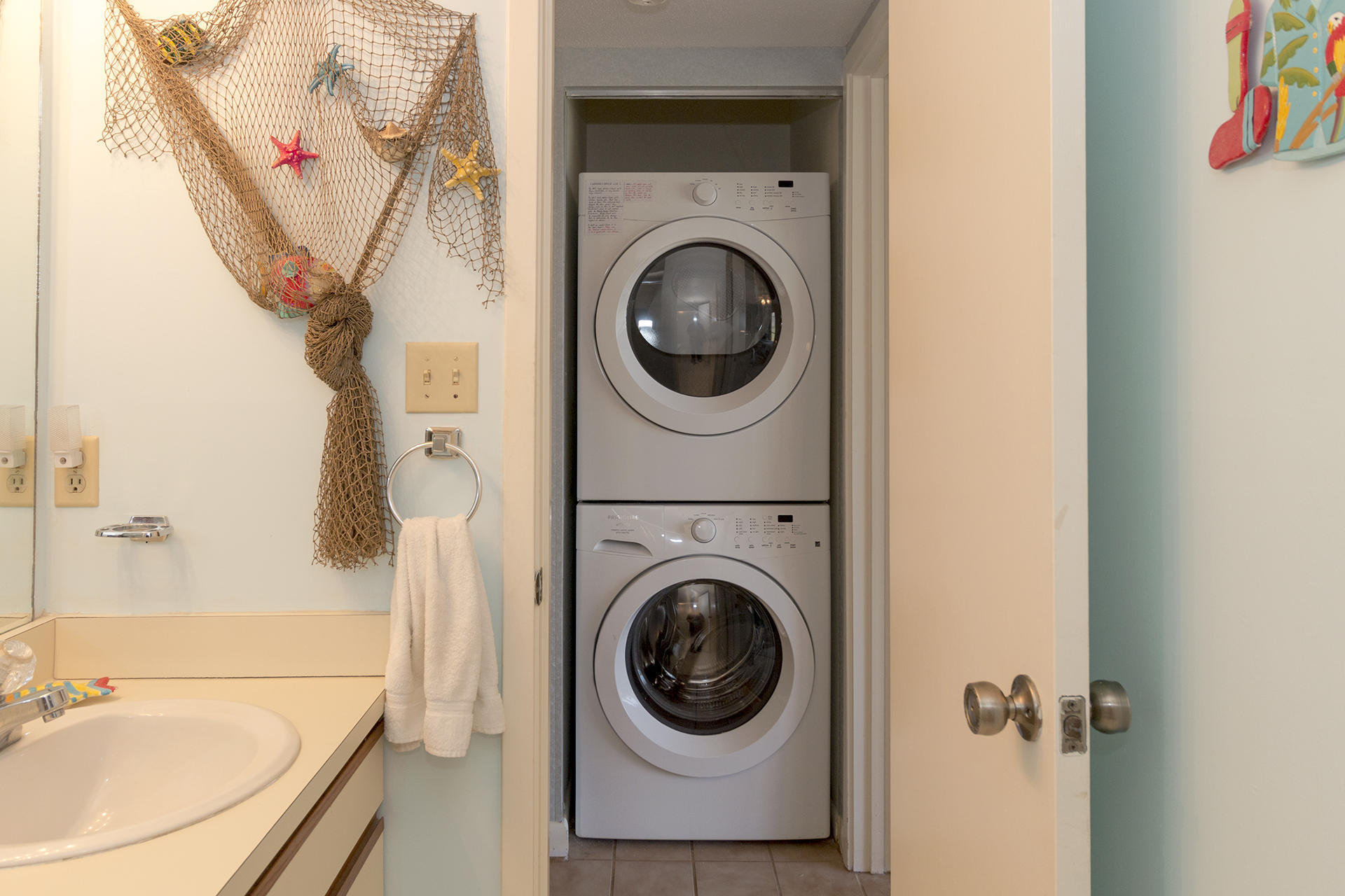 BLUE SURF T/H - Residential