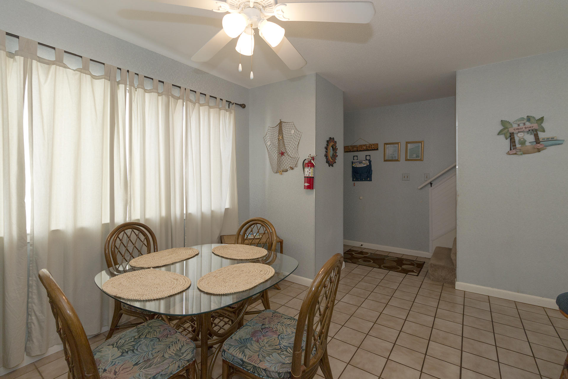 BLUE SURF T/H - Residential