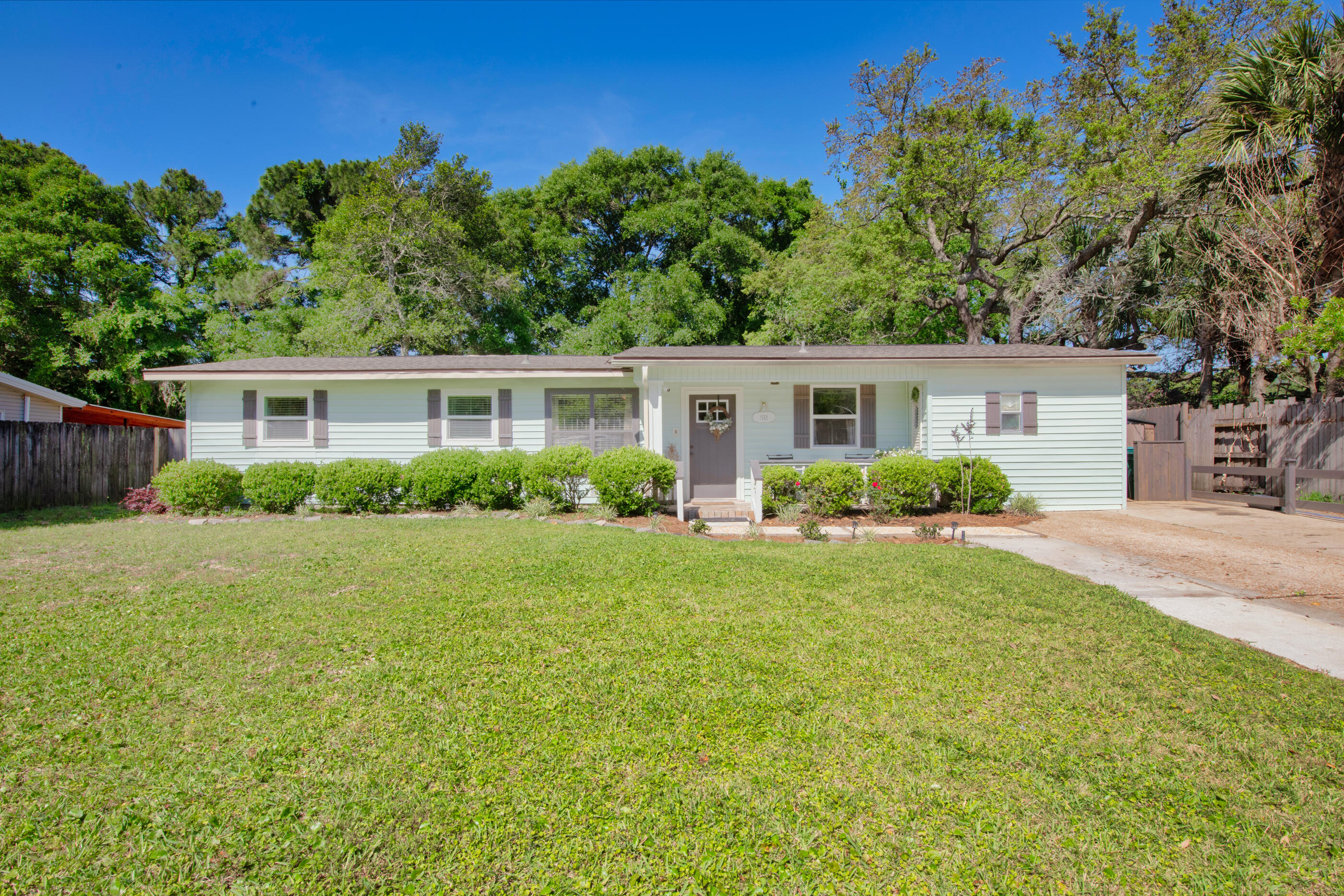 GARNIERS BEACH 3RD - Residential