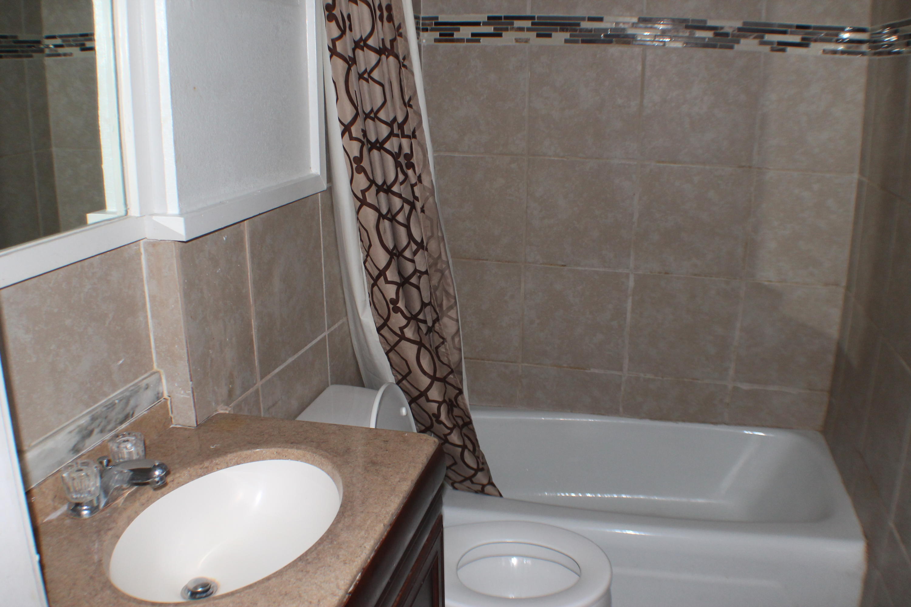 CRESTVIEW LOT 7 BLK 66 - Residential