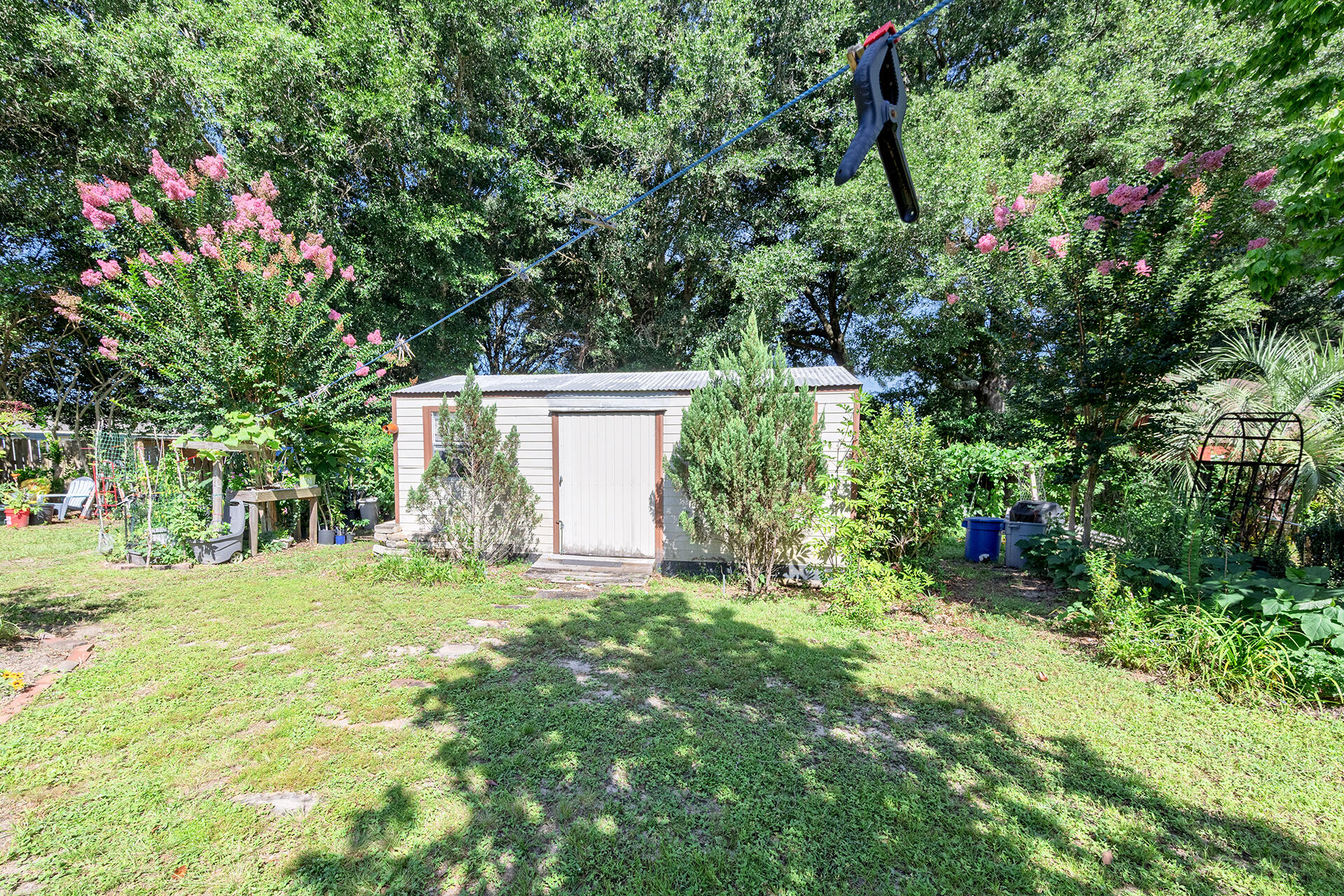 LAURELWOOD ESTATES - Residential