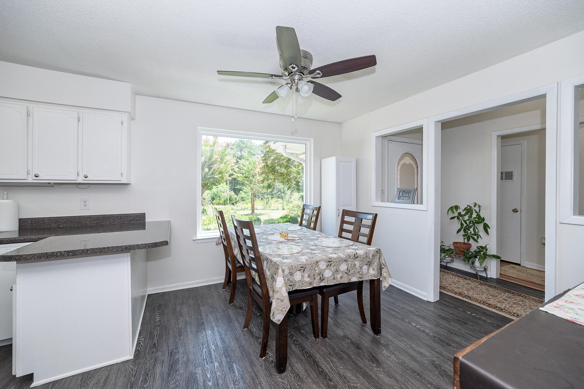 LAURELWOOD ESTATES - Residential
