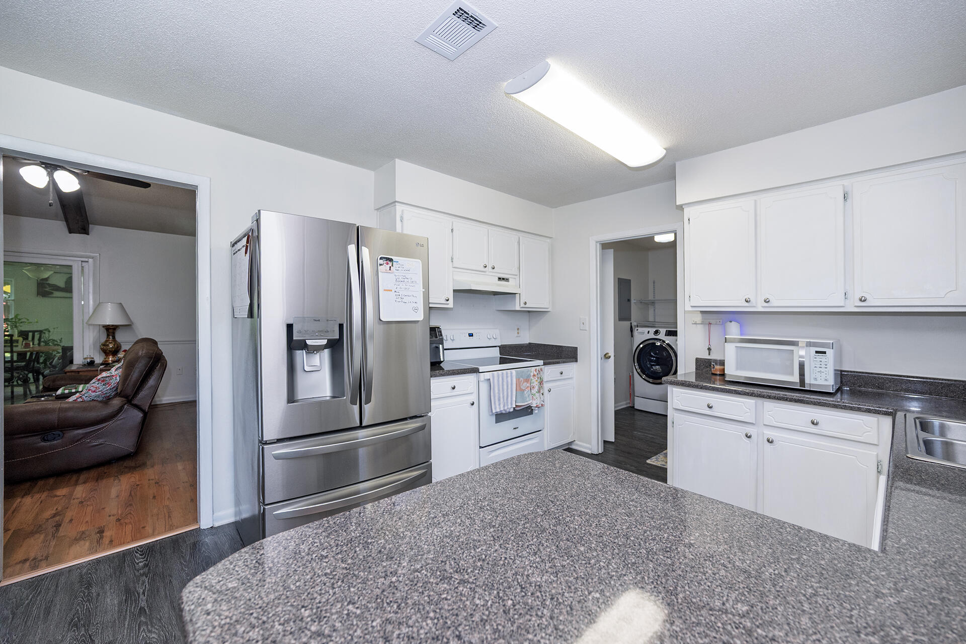 LAURELWOOD ESTATES - Residential