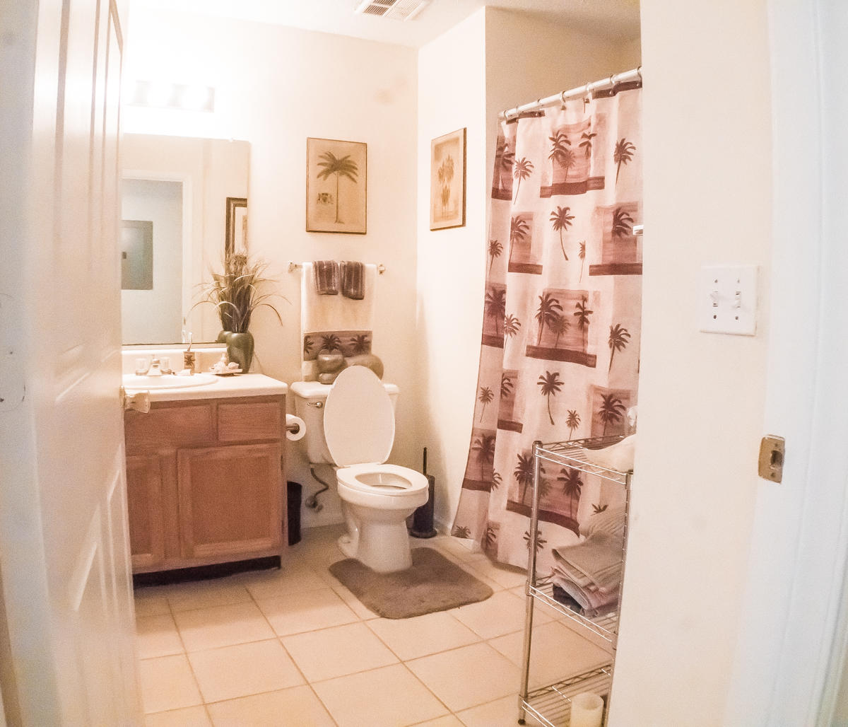 INDIAN LAKE CONDOMINIUMS - Residential