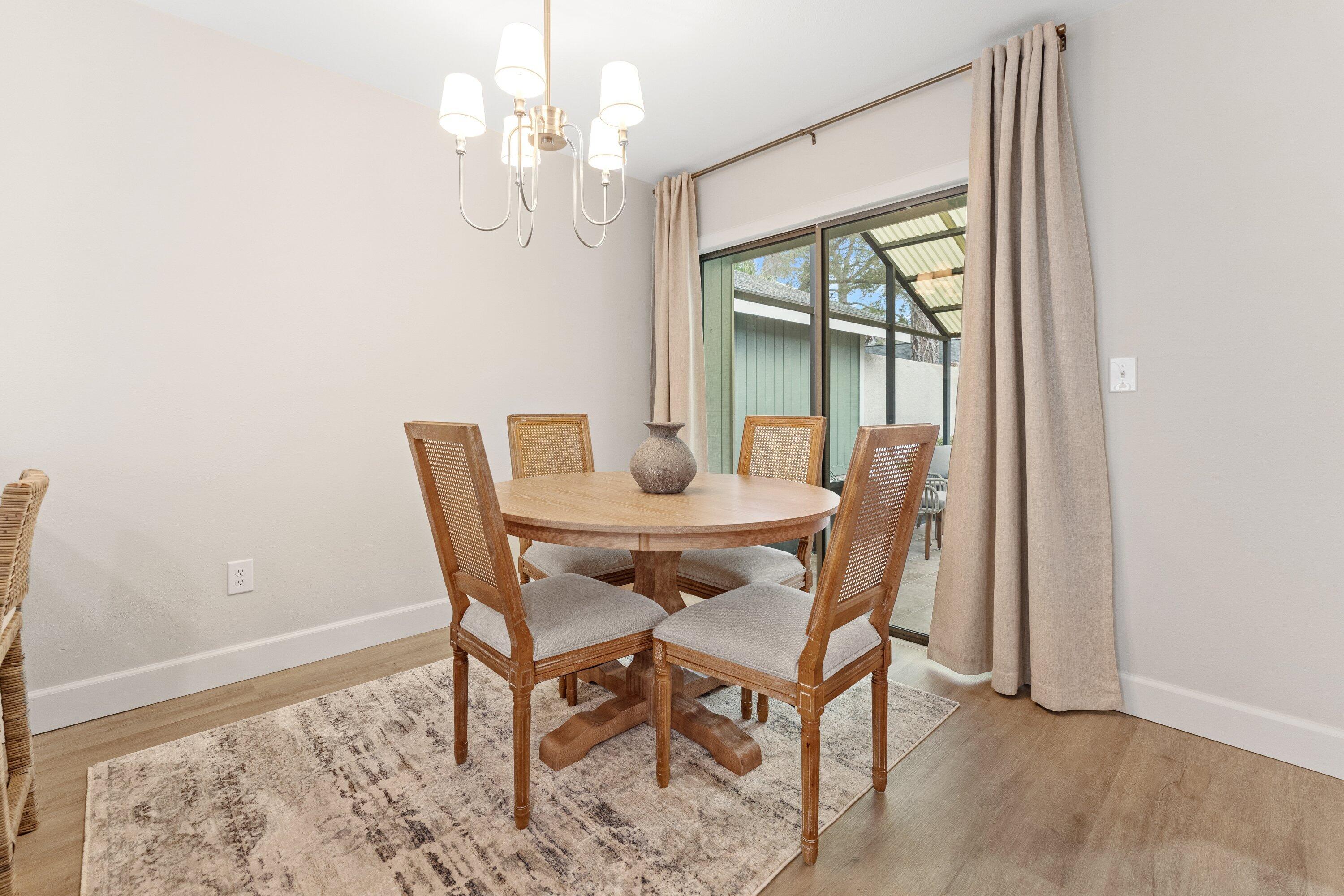 LINKSIDE VILLAGE UNIT 1 - Residential