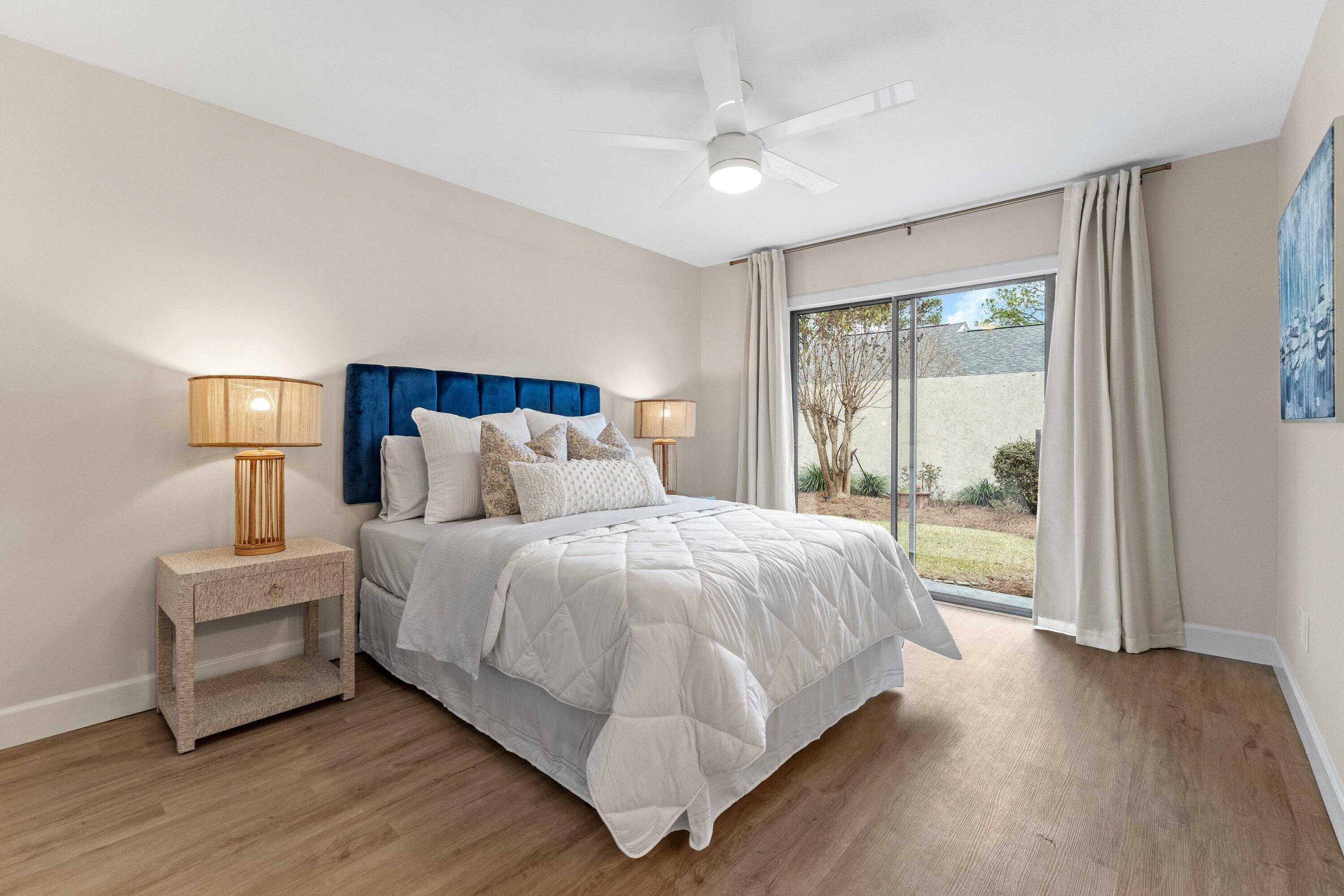 LINKSIDE VILLAGE UNIT 1 - Residential