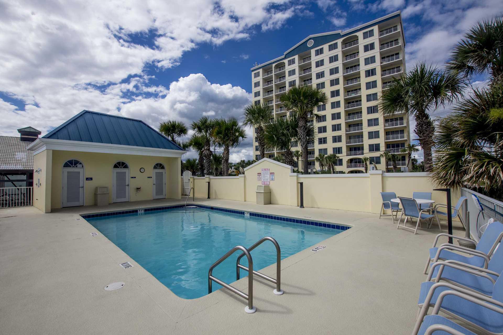 Leeward Keys Condominiums - Residential