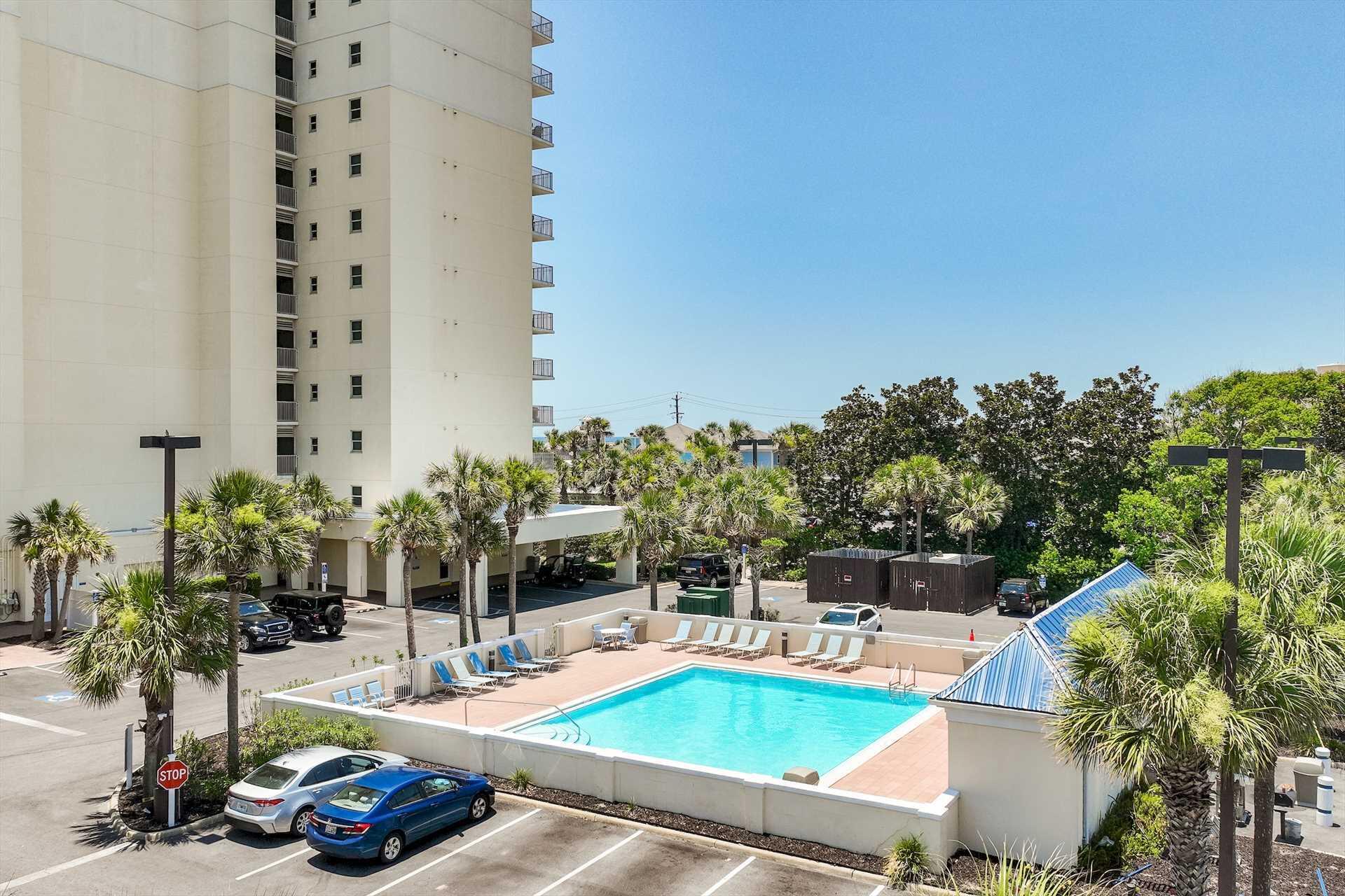 Leeward Keys Condominiums - Residential