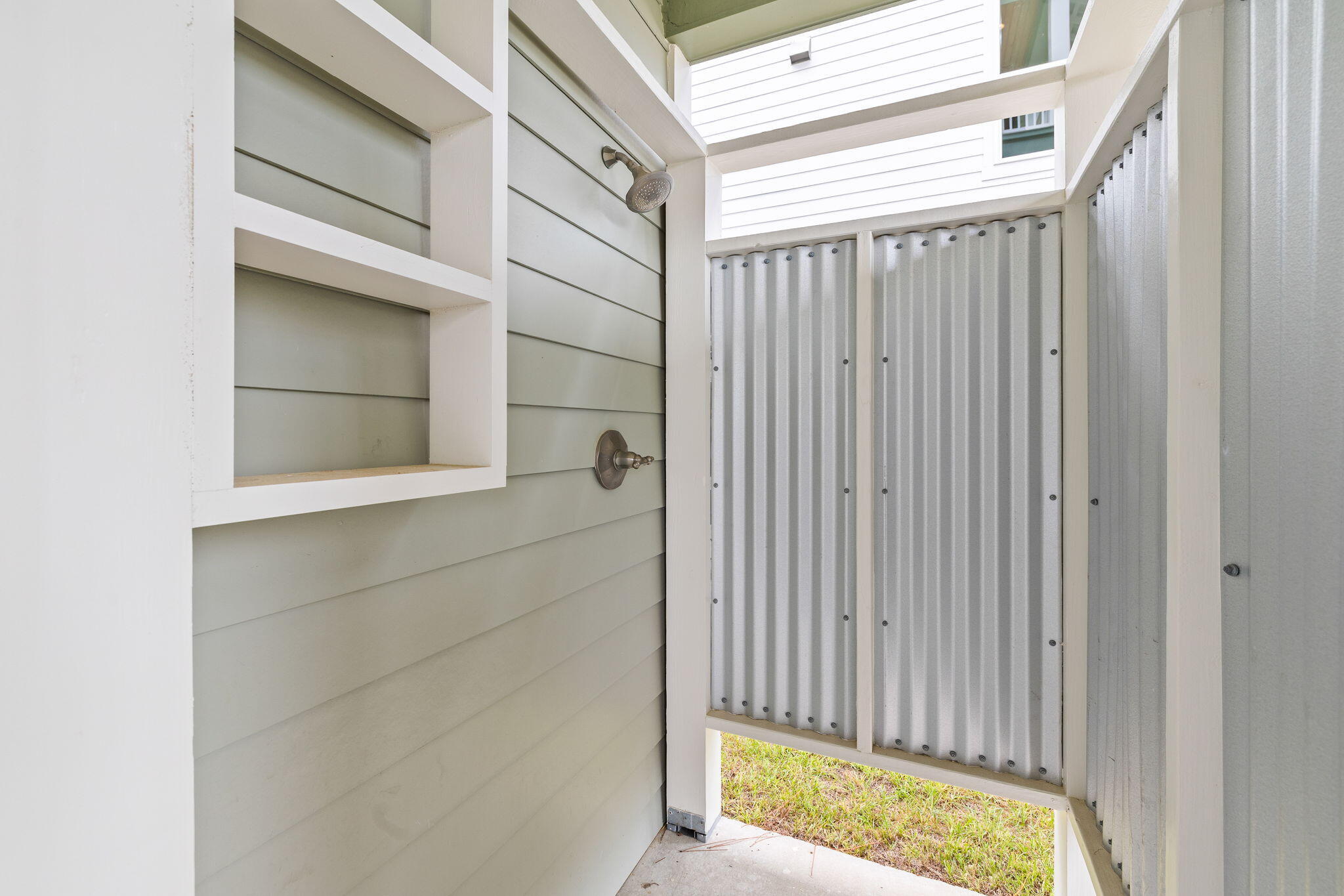 CESSNA LANDING - Residential