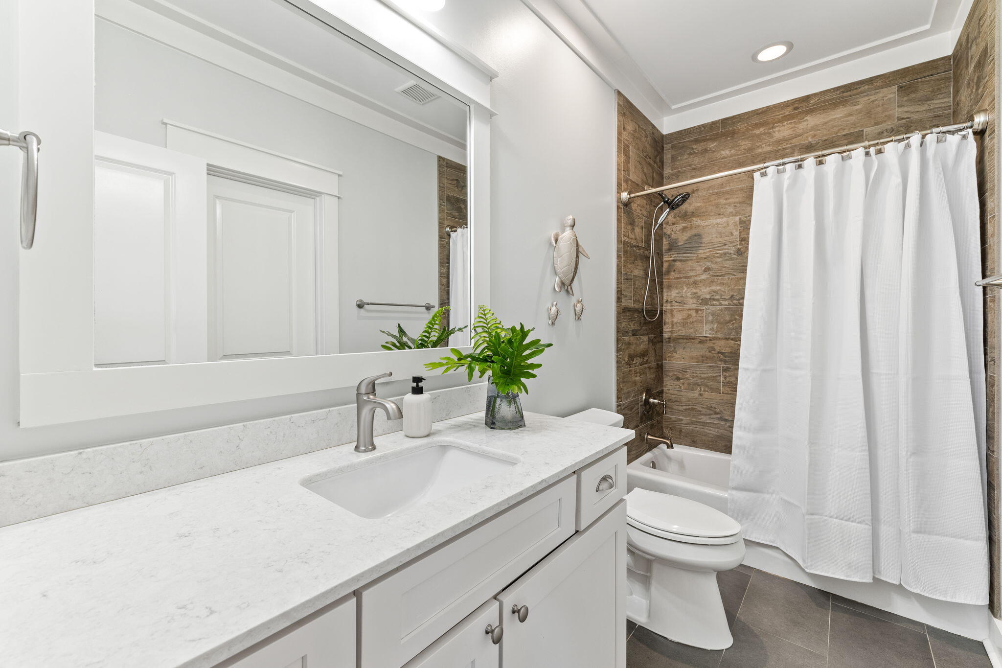 CESSNA LANDING - Residential