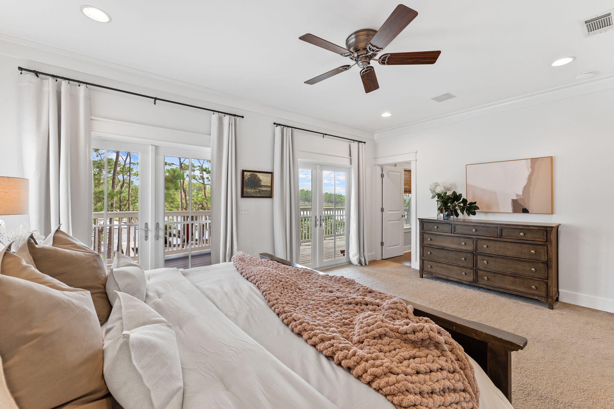 CESSNA LANDING - Residential