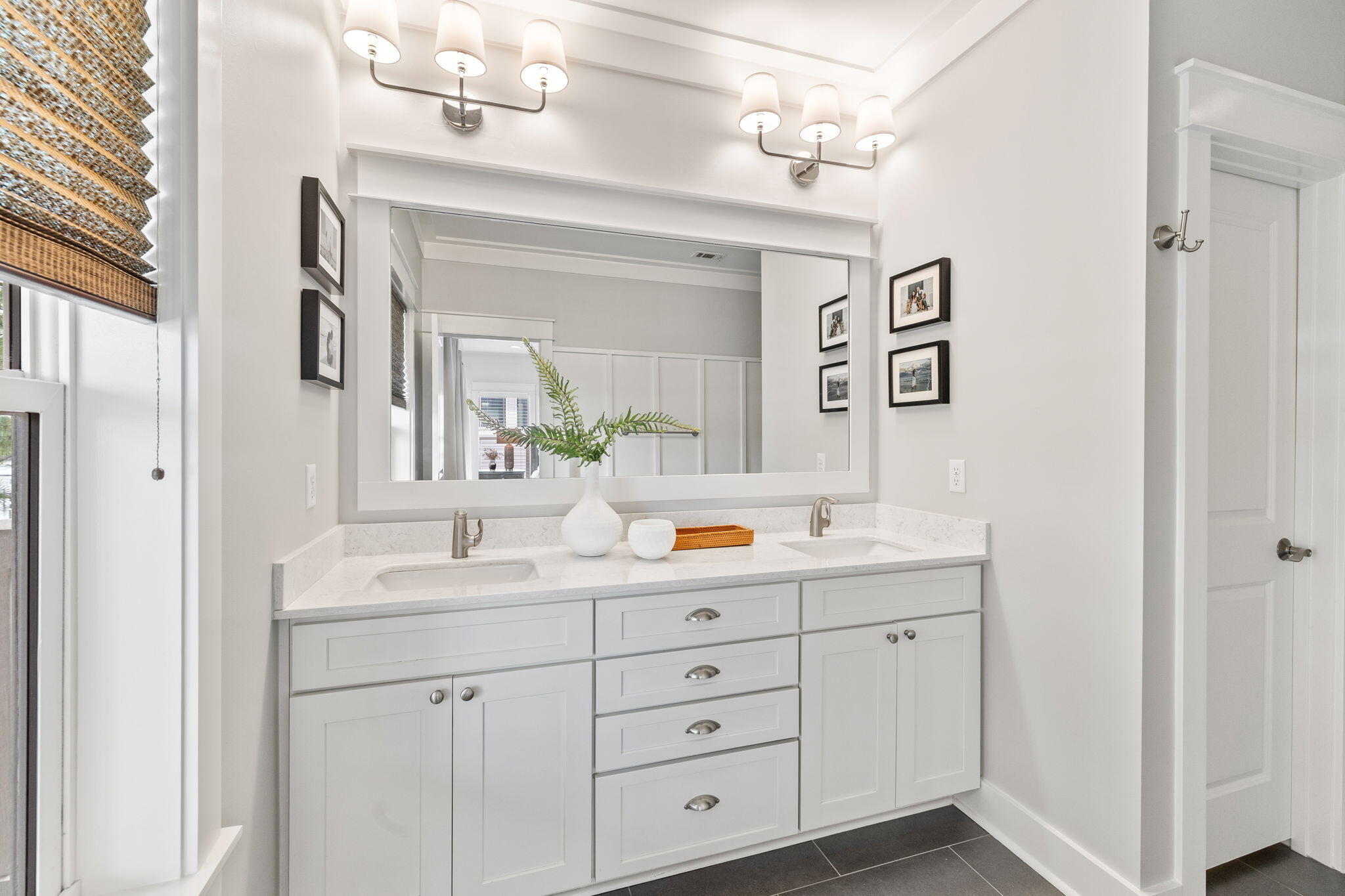 CESSNA LANDING - Residential