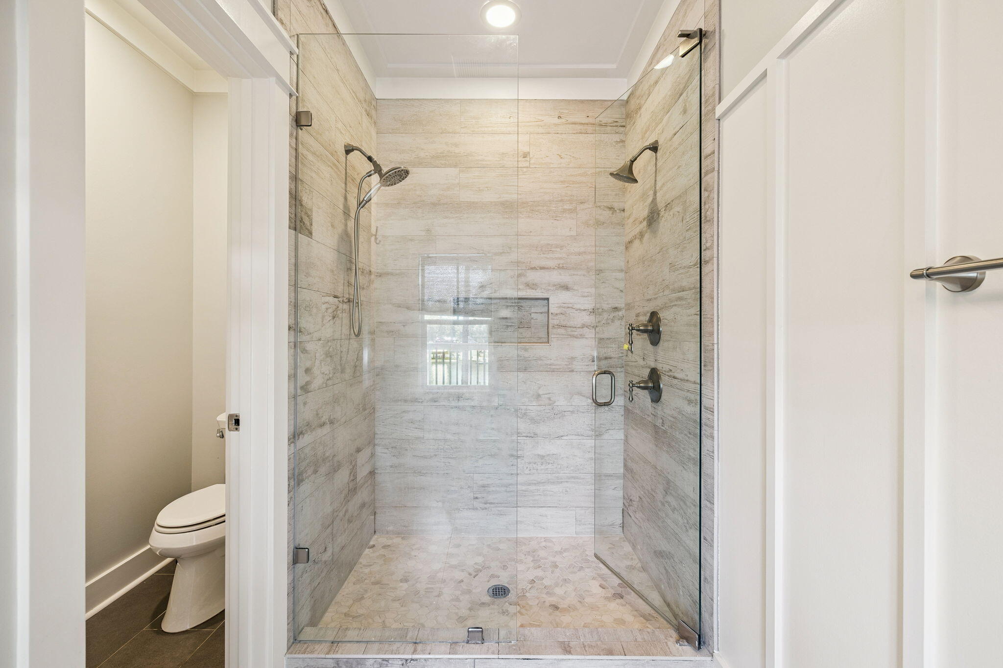 CESSNA LANDING - Residential