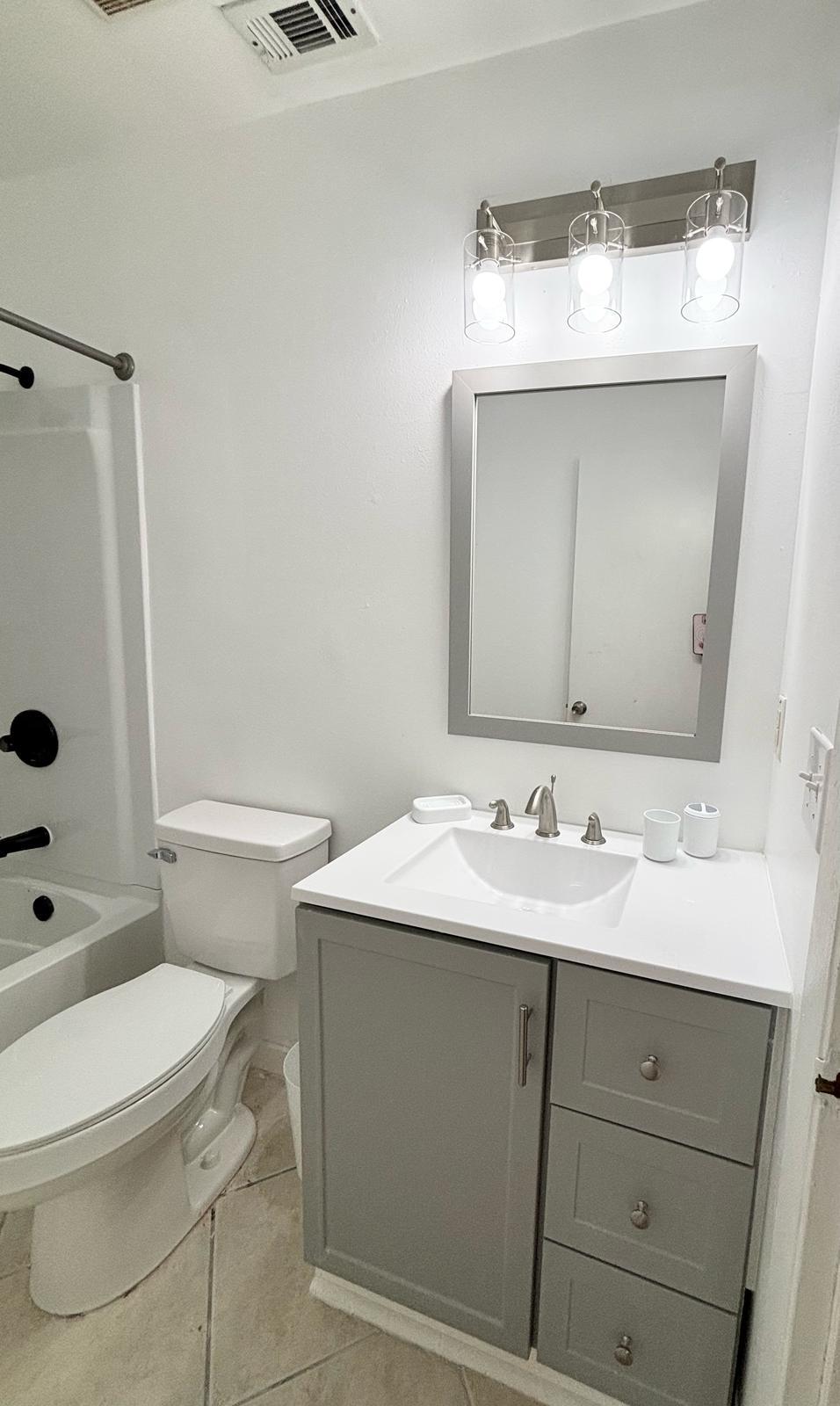 WINSTON MANOR T/H - Residential