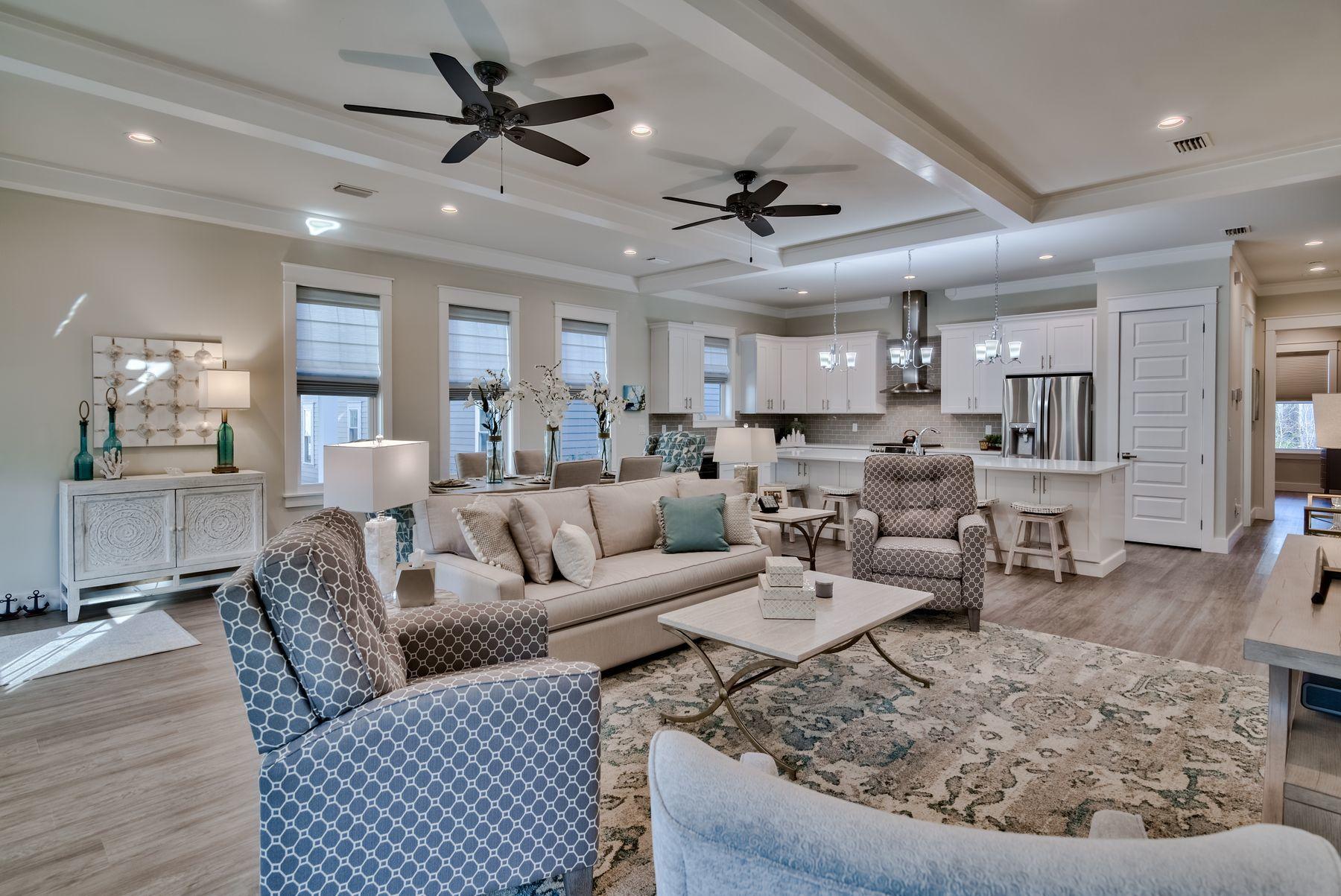 HIGHLAND PARKS - Residential