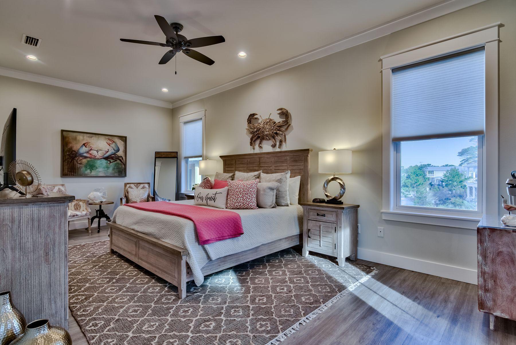 HIGHLAND PARKS - Residential